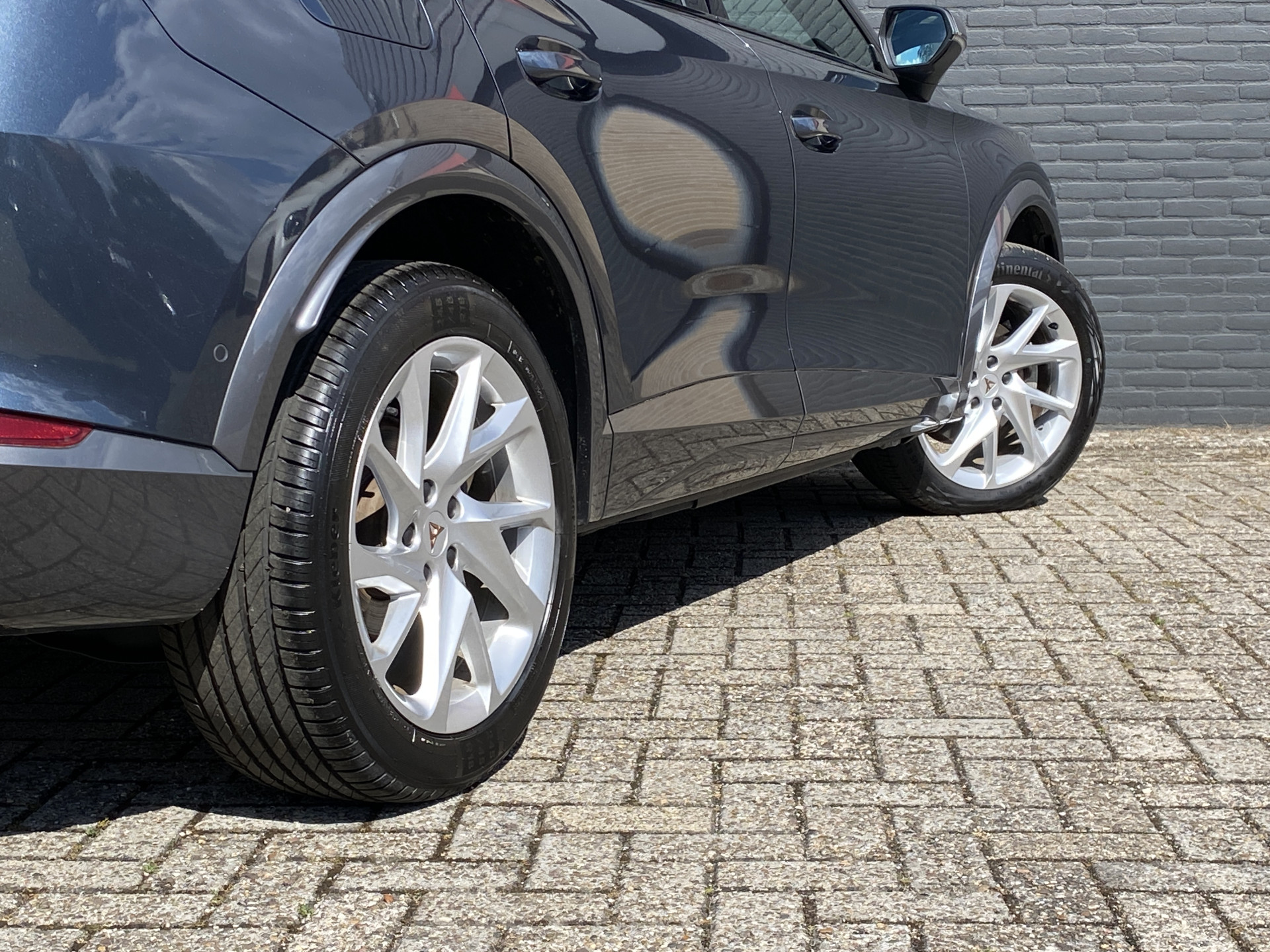 CUPRA Formentor 1.4 e-Hybrid Business 204 pk AUT. | 1e eigenaar | dealer onderh. | SOH 97% | navigatie | memory stoel | camera | stoel/stuurvw.