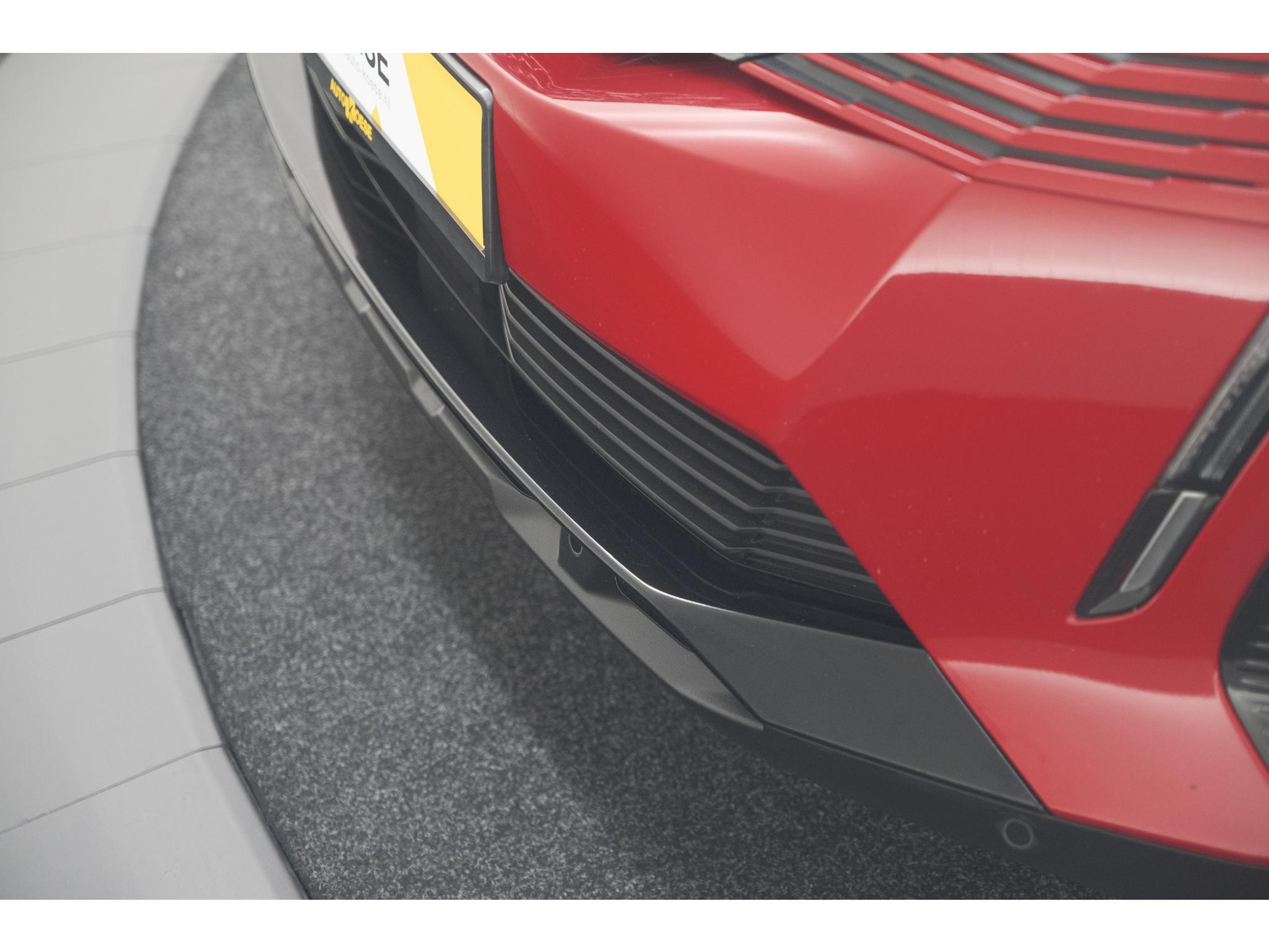 Peugeot 5008 PureTech 130 EAT8 GT Black Pack | Elektrische Kofferklep | Camera | Adaptieve Cruise Control | Dodehoekdetectie