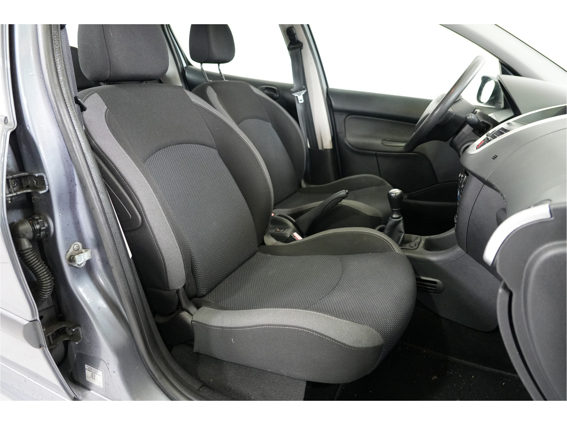 Peugeot 206 + 1.1 XR 5 dr. | Bluetooth | Str. Bekr. | El. ramen |