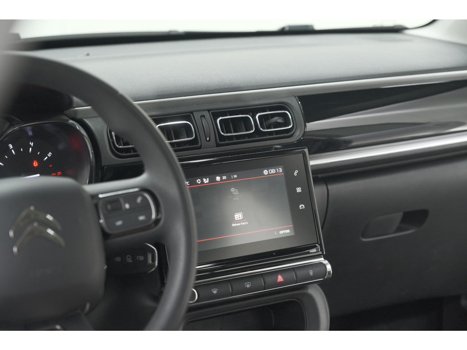 Citroen C3 PureTech 110 EAT6 Max | Apple Carplay | Parkeersensoren | Climate Control | 16 Inch Lichtmetalen Velgen
