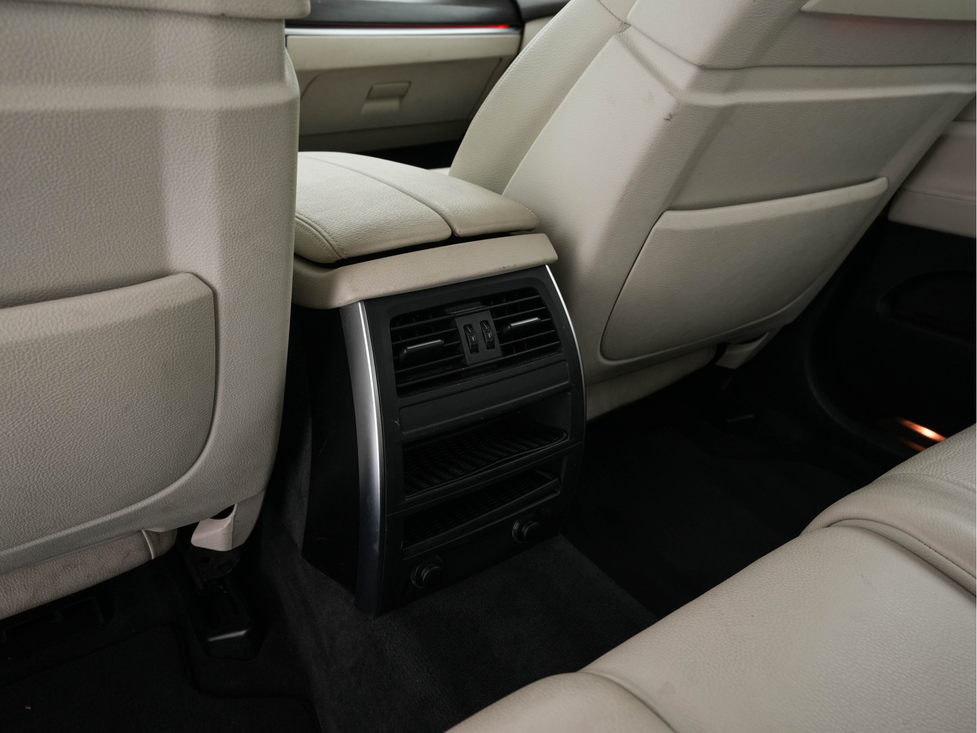 BMW 5-serie Gran Turismo 520d High Executive Aut. *HEAD-UP | ADAPTIVE-CRUISE | LUXURY-LEATHER | XENON | MEMORY-PACK | TOP-VIEW | HIFI-SOUND | NAVI-FULLMAP | ECC | PDC*