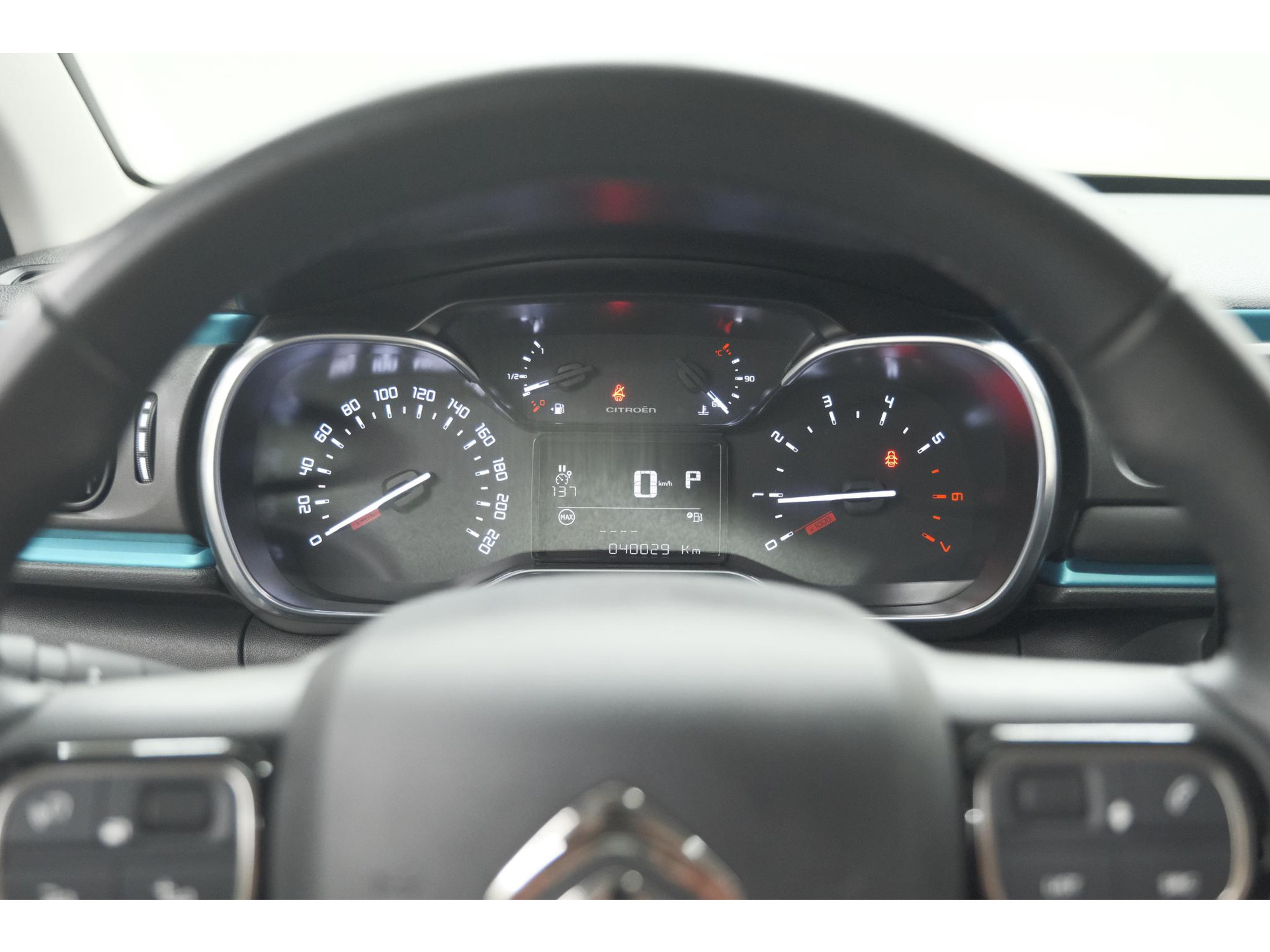 Citroen C3 PureTech 110 EAT6 Shine | Camera | Navigatie | Parkeersensoren | Apple Carplay | 17 Inch Lichtmetalen Velgen