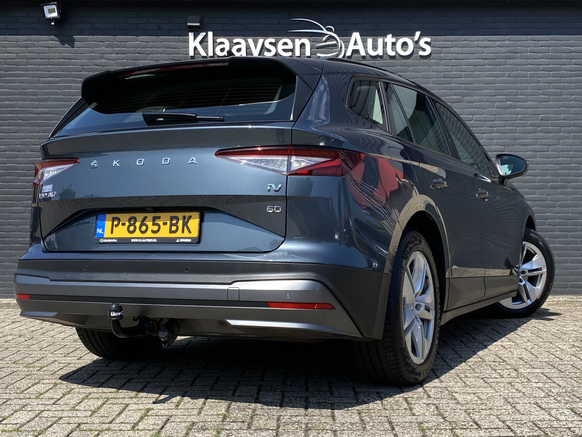 ŠKODA Enyaq iV 60 | 1e eigenaar | dealer onderhouden | navigatie | trekhaak | camera | stoelverwarming | apple carplay