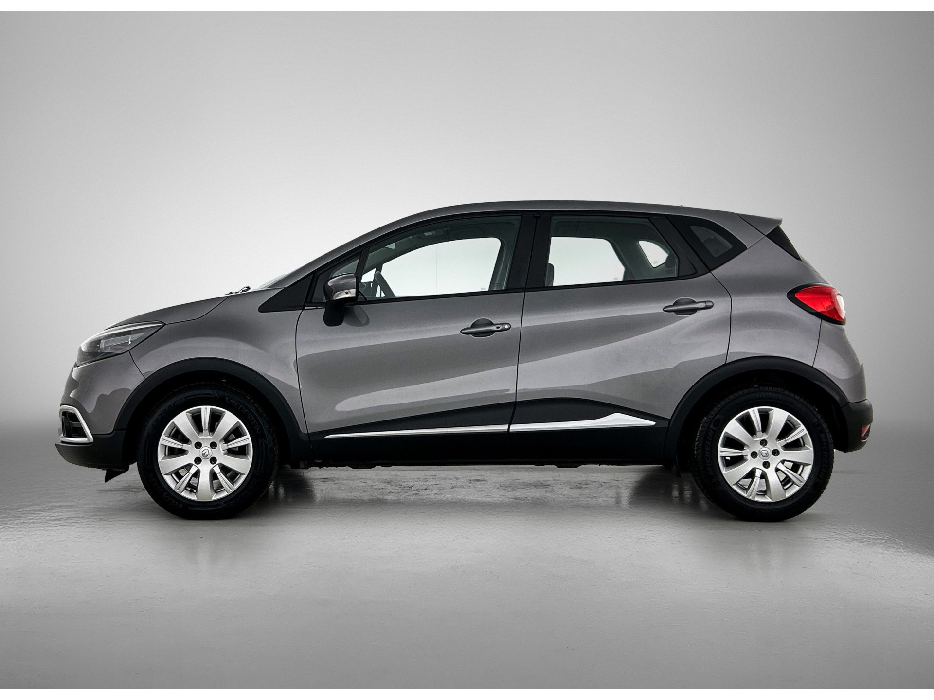 Renault Captur TCe 120PK Expression | Parkeersensoren