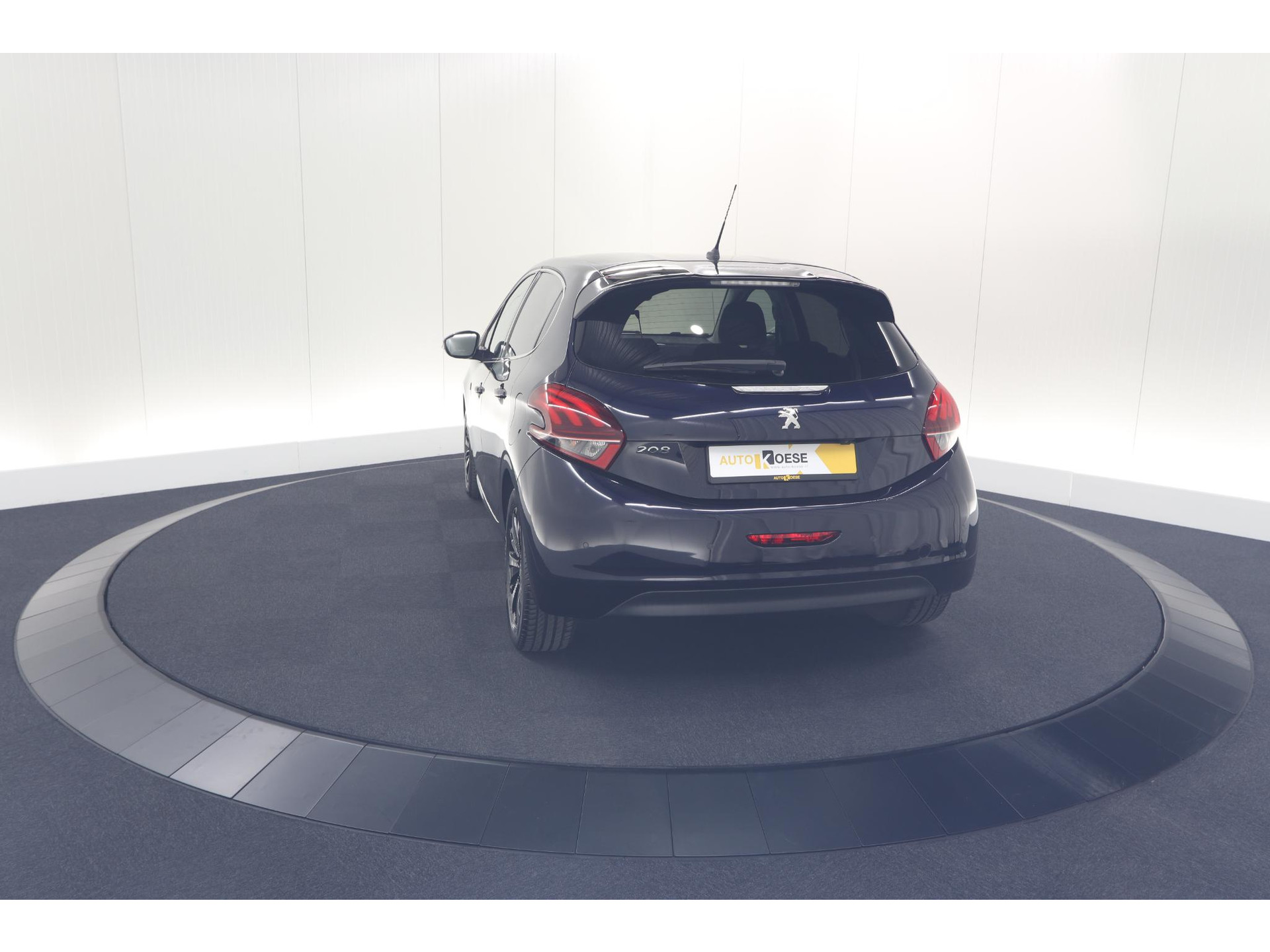 Peugeot 208 PureTech 110 Tech Edition | Camera | Apple Carplay | Parkeersensoren