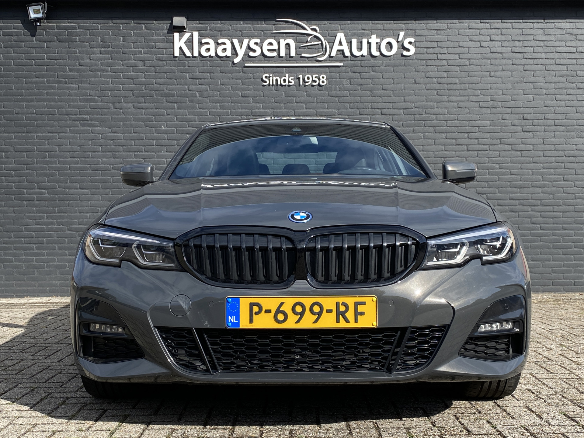 BMW 3-serie 330e High Executive M-Sport | 1e eigenaar | dealer onderh. | schuifdak | leder sportstoelen | camera | BTW auto