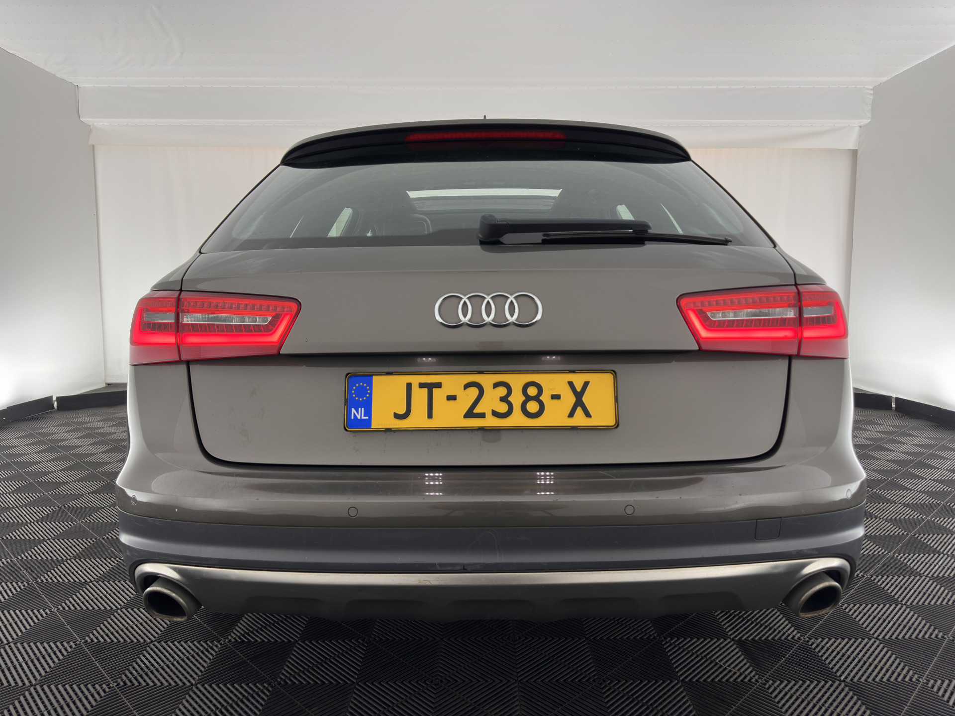Audi A6 Allroad Quattro 3.0 TDI Aut. *PANO | LEATHER | BI-XENON | BOSE-SURROUND-SYSTEM |  NAVI-FULLMAP | HEATED-COMFORTSEATS | ECC | AIRSUSPENSION | PDC | CRUISE | 18''ALU*