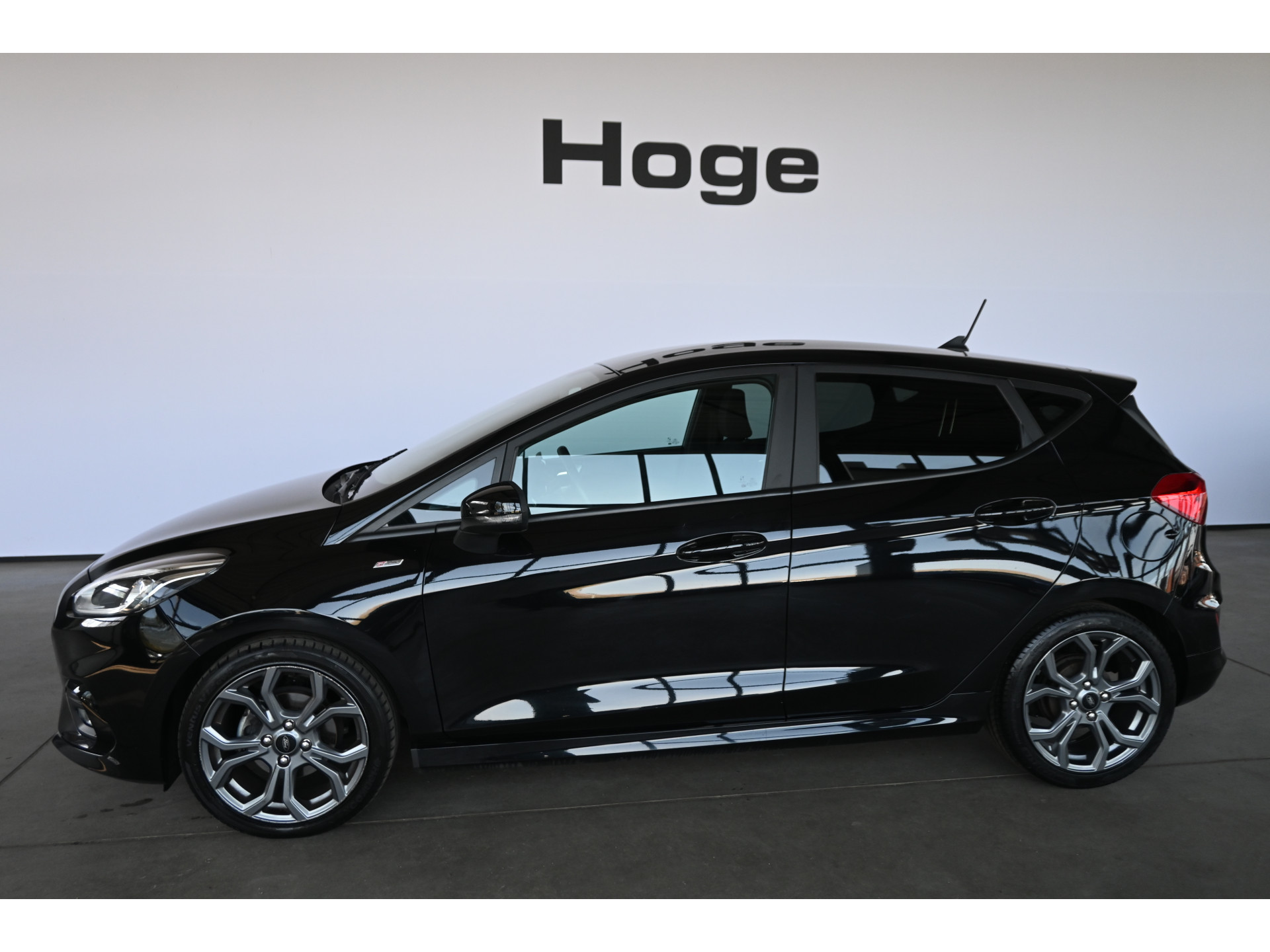 Ford Fiesta 1.0 EcoBoost ST-Line Bang & Olufsen Clima Navigatie Cruise control LED Stoelverwarming Inruil Mogelijk!