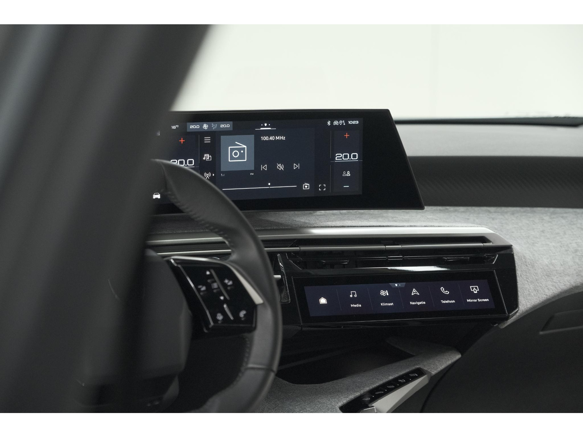 Peugeot 5008 Hybrid 136 e-DCS6 Allure | 7 Zitplaatsen | Camera | Stoelverwarming | Panoramic Navigation pack