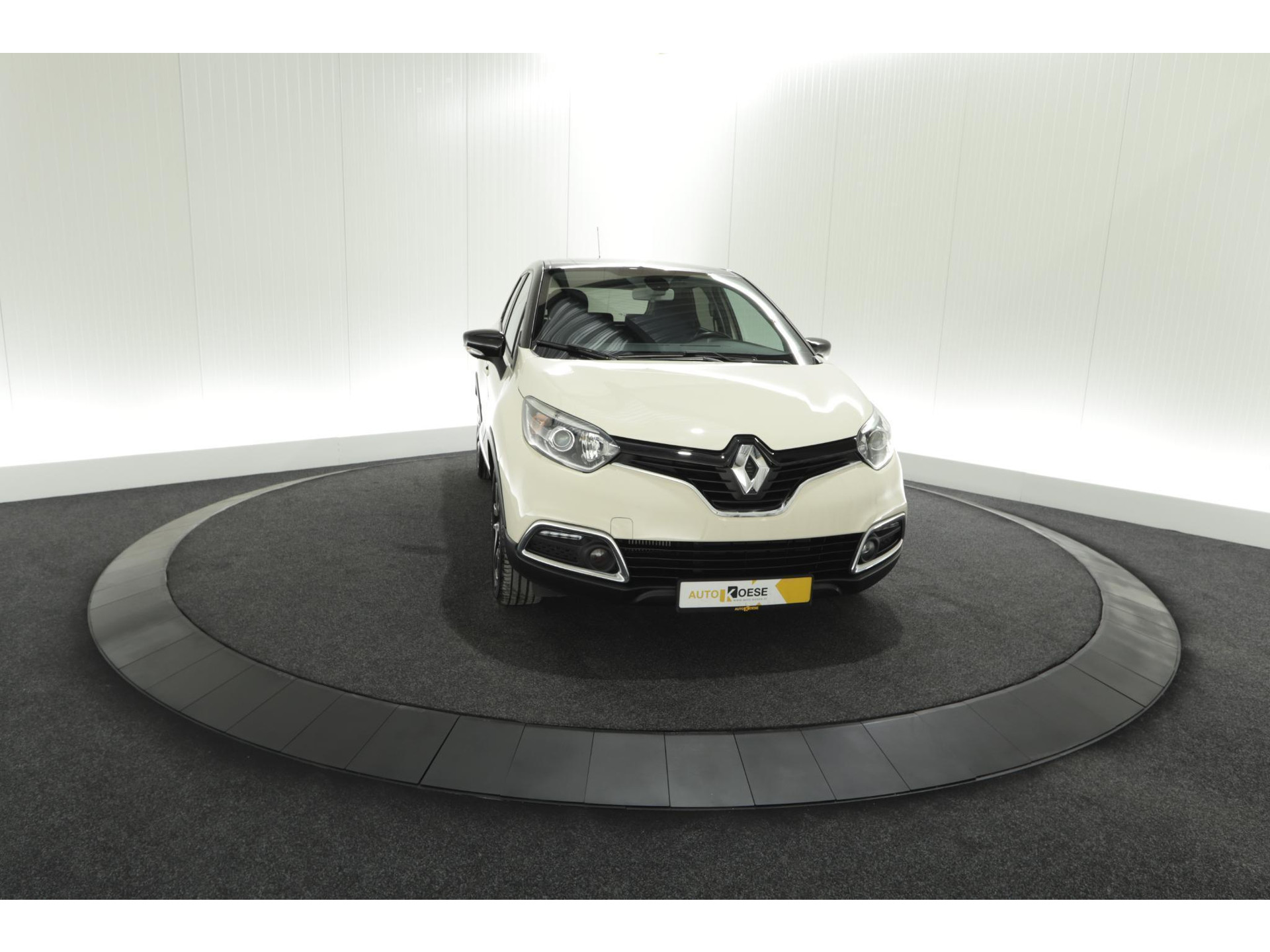 Renault Captur TCe 120 Dynamique | Trekhaak | Camera | R-Link Navigatie | Parkeersensoren