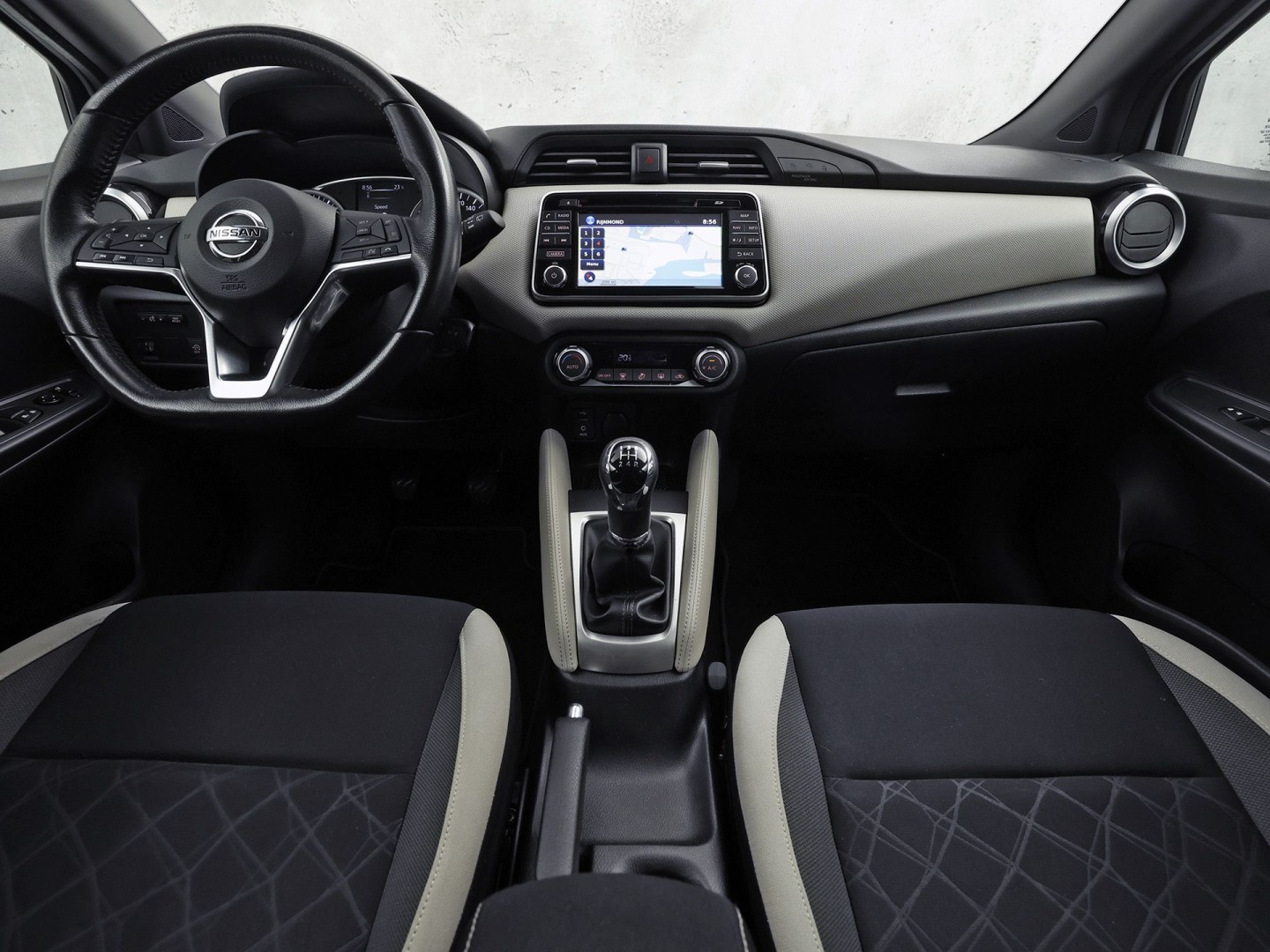 Nissan Micra 0.9 IG-T N-Connecta Sport (NAVIGATIE, CLIMATE, CAMERA, GETINT GLAS, SPORTSTOELEN, ELEK RAMEN, CRUISE, NIEUWSTAAT)
