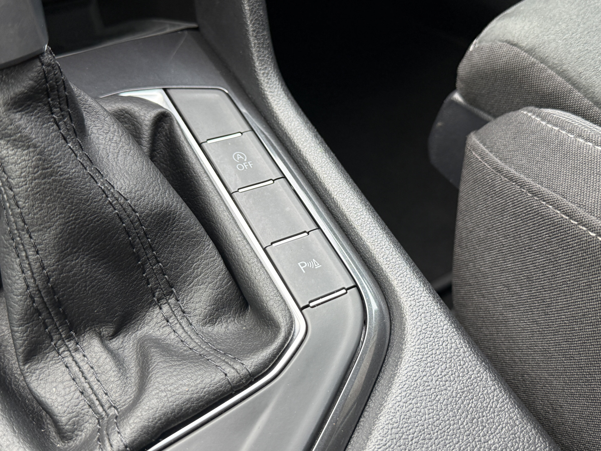 Volkswagen Tiguan Allspace 1.5 TSI Life Business 7p. | Massagestoel | Trekhaak | Camera | Stoel/Stuurverwarming | Carplay | Adaptive cruise