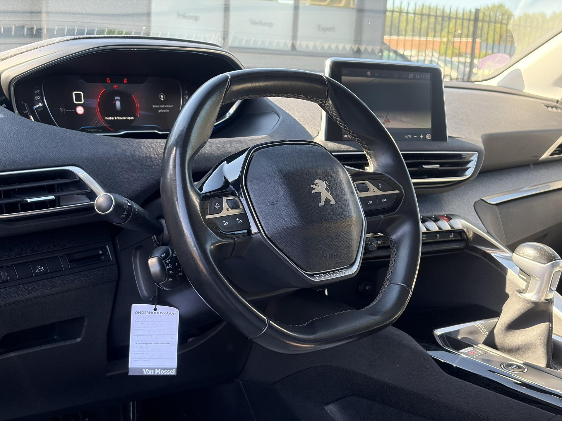 Peugeot 3008 1.2 PureTech Allure 2e Eigenaar l D-riem vv in 2023 l 360° Camera l Carplay l Dealer Onderhouden l Keyless l Stoelverwarming l Dodehoek l 6 Bak l Pdc V+A l 131pk l Bj 12-2017 l 19'' Lmv l Apk tot 12-2026