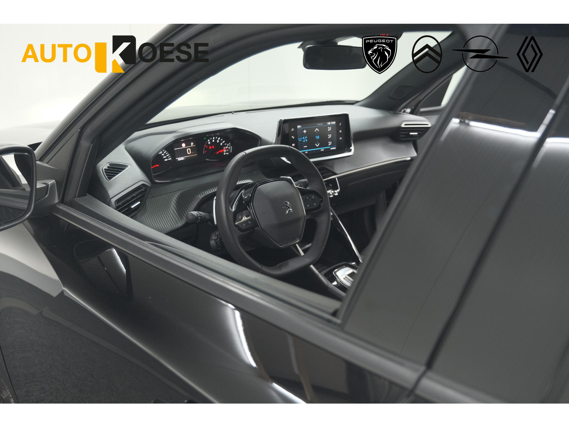 Peugeot 2008 PureTech 130 EAT8 Active Pack | Parkeersensoren | Apple CarPlay | Climate Control | Stoelverwarming