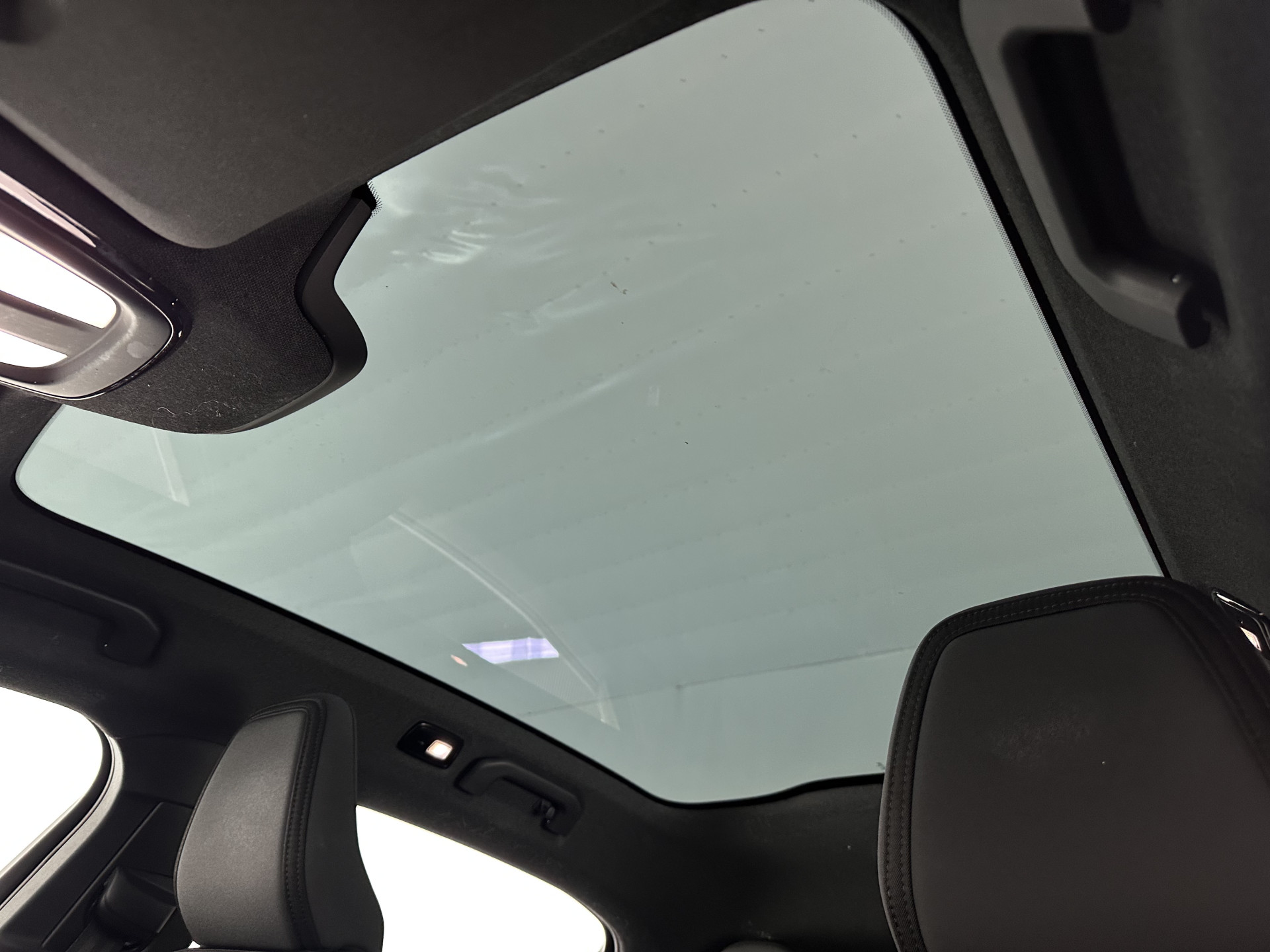 Polestar 2 Long Range Dual Motor Launch Edition 78kWh (3-Fase-11kW) {SOH-88%} Aut.*PANO | NAVI-FULLMAP | FULL-LED | ADAPTIVE-CRUISE | BLINDSPOT | TOPVIEW | KEYLESS | LANE-ASSIST | DIGI-COCKPIT | CARPLAY | DAB+ | HEATED-SPORTSEATS | CAMERA | MEMORY-PACK |