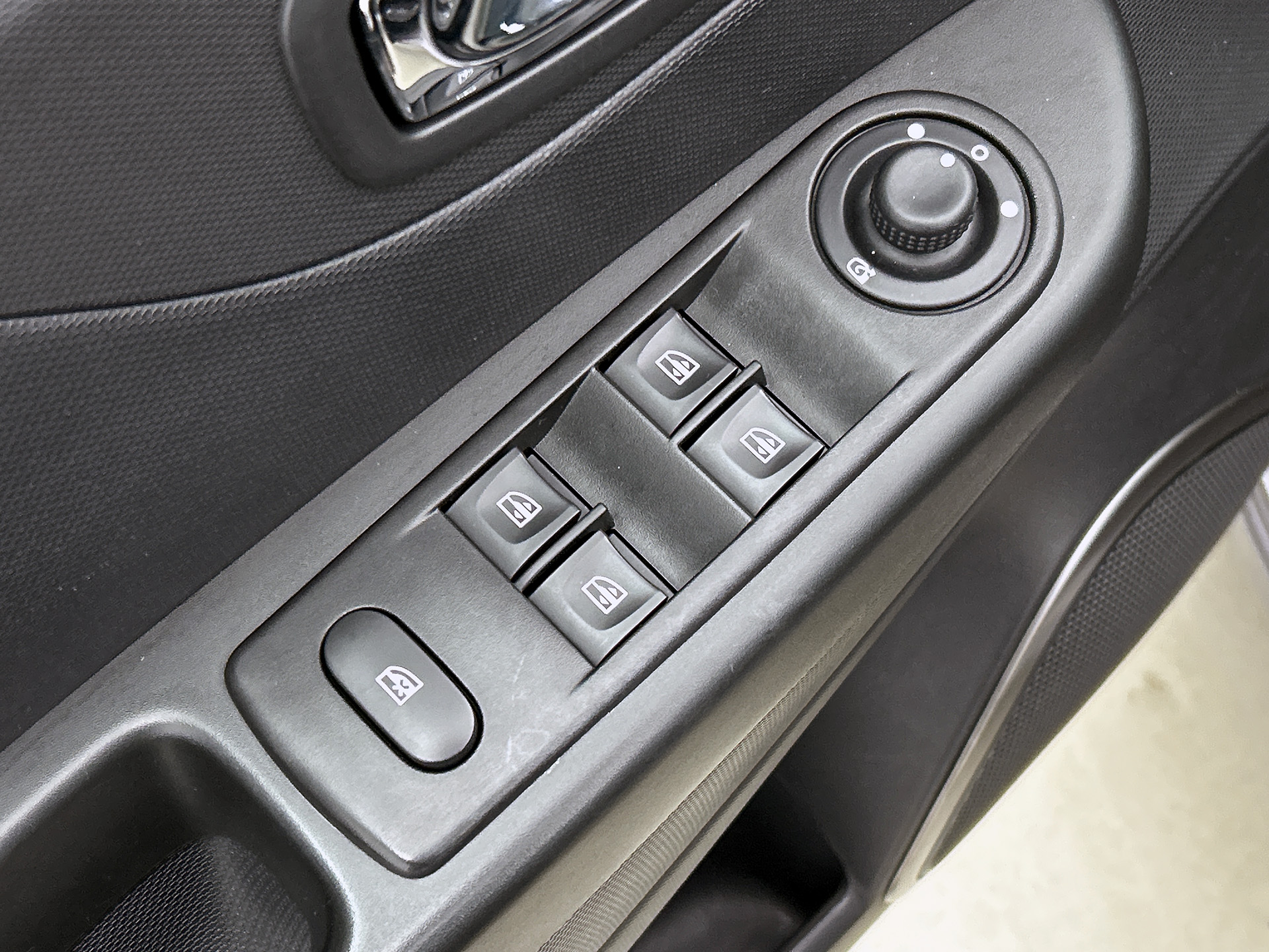 Renault Captur TCe 120PK Expression | Parkeersensoren