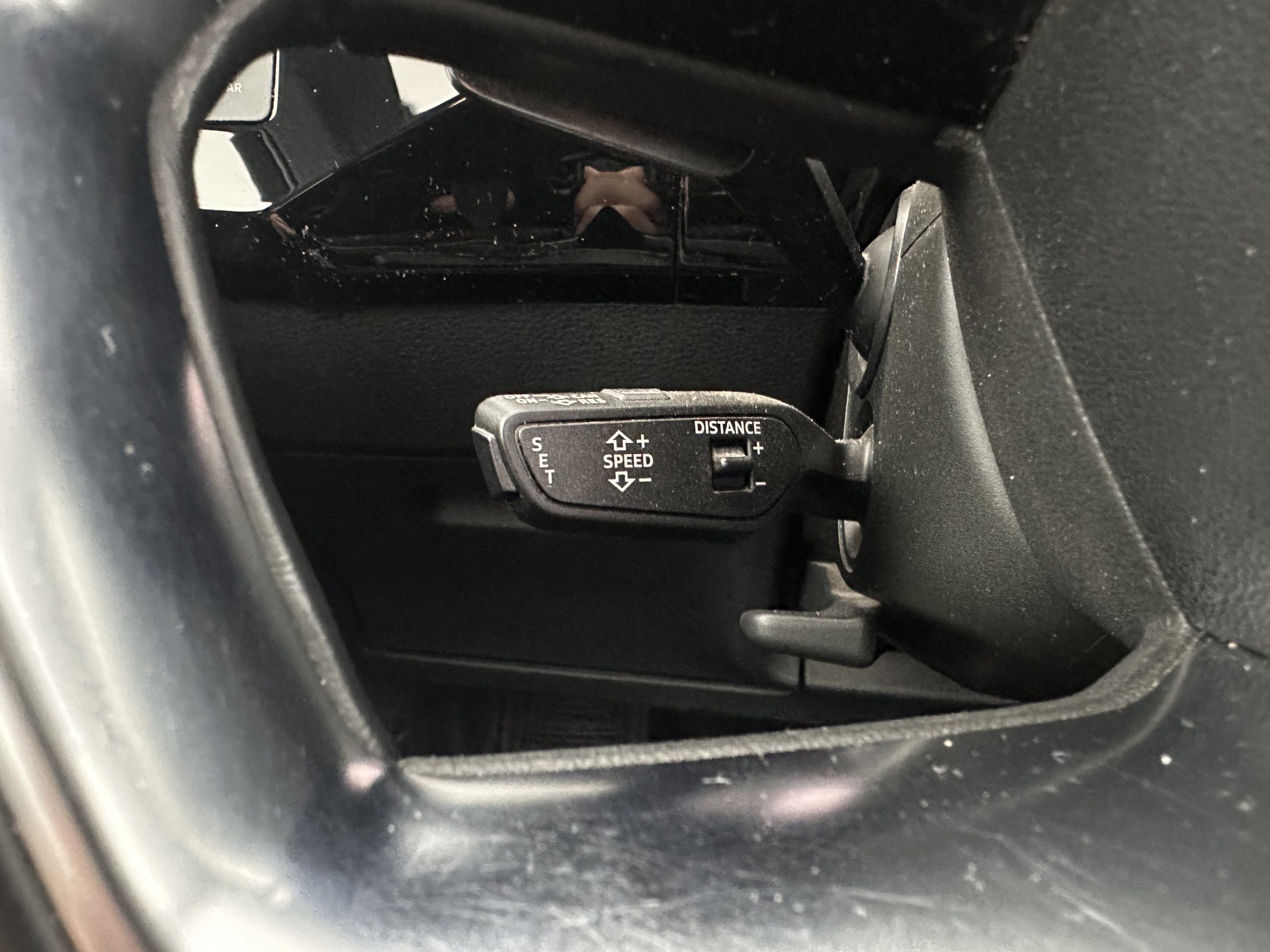 Audi e-tron 55 quattro advanced 95 kWh [ 3-Fase ] (INCL-BTW) *PANO | LUXURY-LEATHER | ADAPTIVE-CRUISE | FULL-LED | DIGI-COCKPIT | KEYLESS | MEMORY-PACK | AIR-SUSPENSION | CAMERA | AMBIENT-LIGHT |  NAVI-FULLMAP | SHIFT-PADDLES | DAB+ | COMFOR