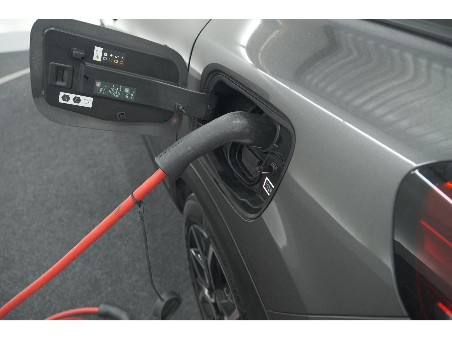 Citroen Ë-C4 Feel Pack 50 kWh | Camera | Navigatie | Parkeersensoren | Stoelverwarming
