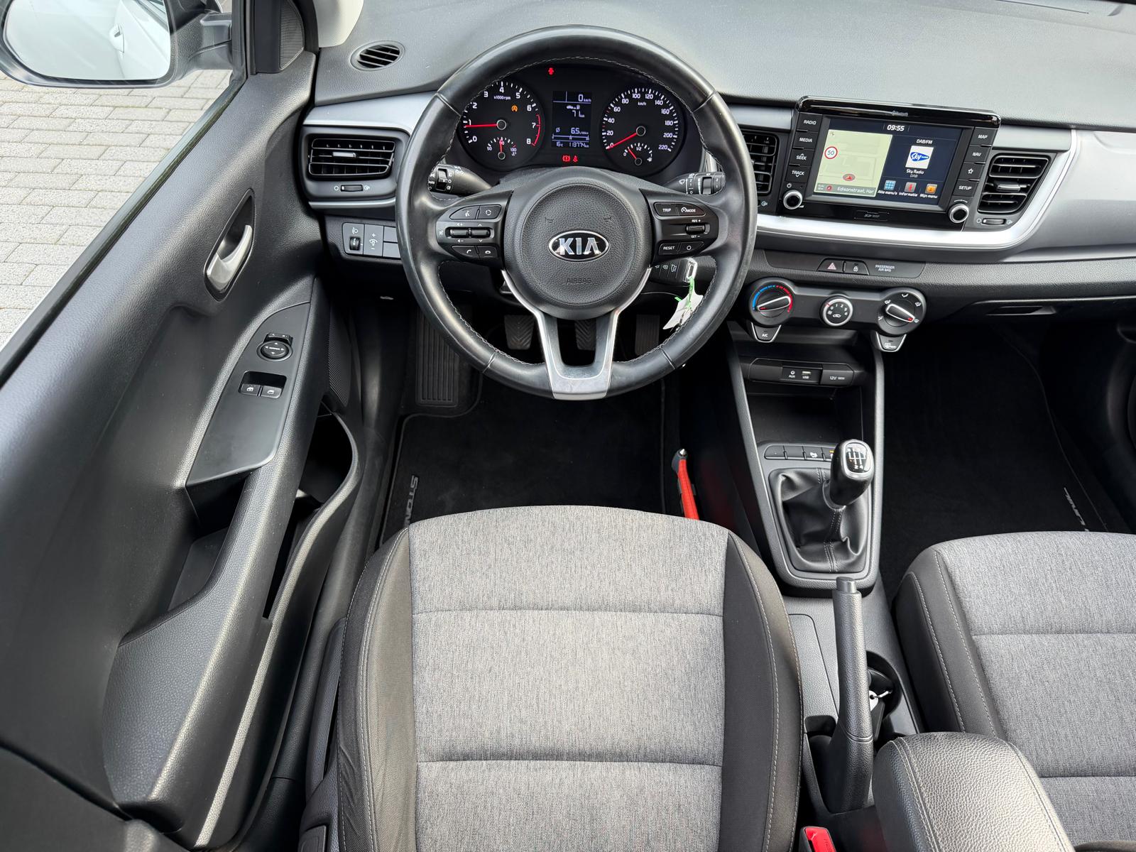 Kia Stonic 1.0 T-GDi DynamicLine | 2E EIGENAAR | 3/6/12MND GARANTIE | DAB | CARPLAY | NAVI | CRUISE | LMV |
