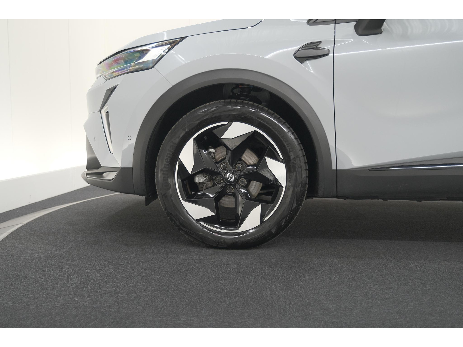Renault Captur 1.8 E-Tech full hybrid 160 techno | Camera | Adaptieve Cruise Control | Navigatie