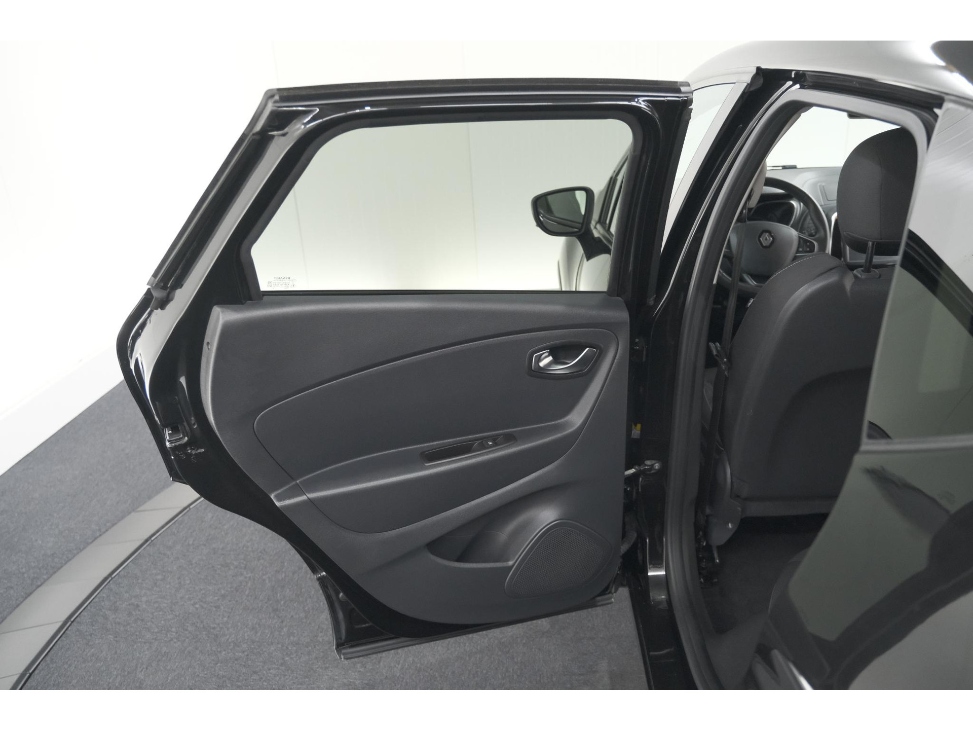 Renault Captur TCe 90 Limited | Trekhaak | Navigatie | Parkeersensoren