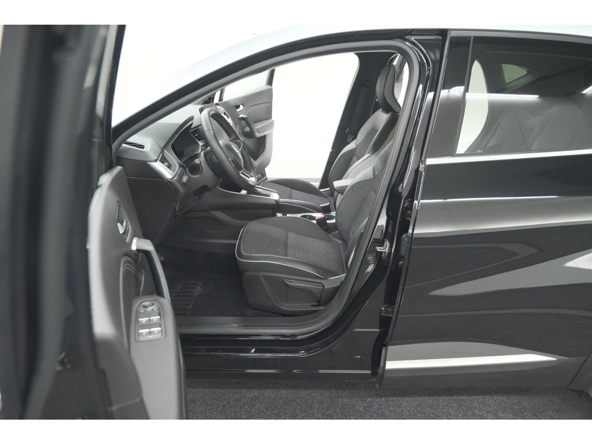 Renault Captur 1.6 E-Tech full hybrid 145 techno | Pack Full Screen | Camera | Navigatie | Allseason Banden