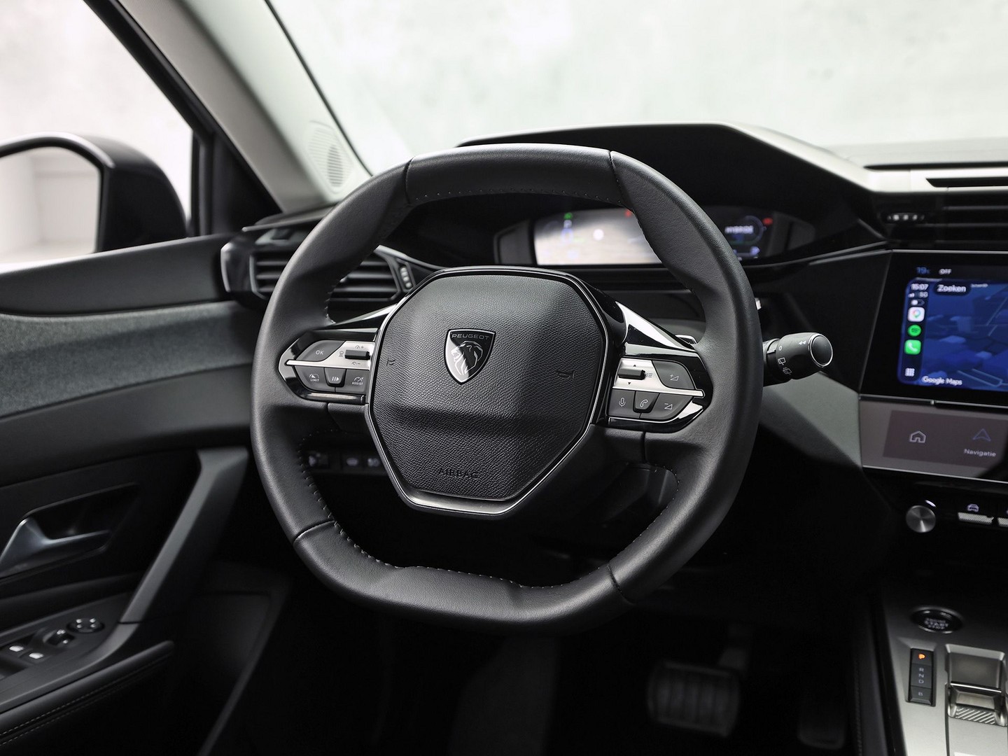 Peugeot 308 SW 1.6 Plug-in Hybrid 180 Allure 180Pk Automaat (APPLE CARPLAY, GROOT NAVI, 360 CAMERA, LEDER, SPORTSTOELEN, GETINT GLAS, ADAPTIVE CRUISE, KEYLESS, NIEUWSTAAT)