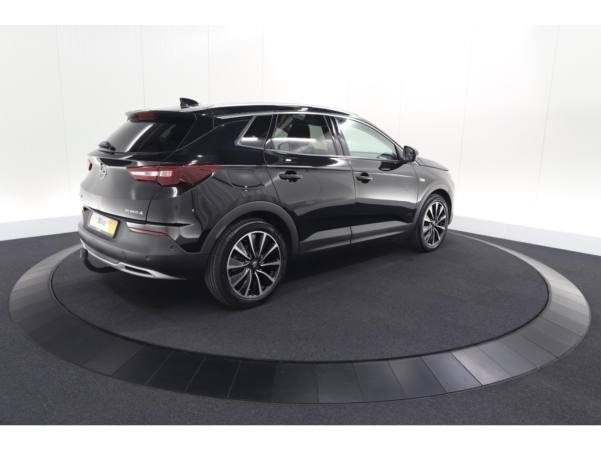 Opel Grandland X 1.6 Turbo 300 Hybrid4 Ultimate | Trekhaak | 360 Camera | Adaptieve Cruise Control | Elektrische Kofferklep
