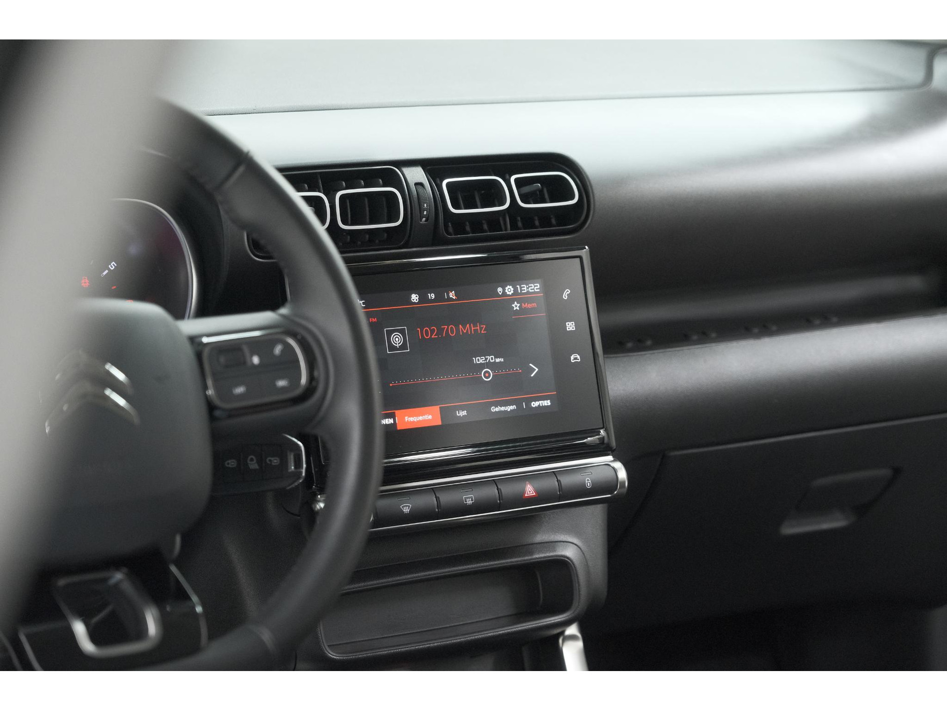 Citroen C3 Aircross PureTech 130 EAT6 Plus | Stoelverwarming | Apple Carplay | Parkeersensoren