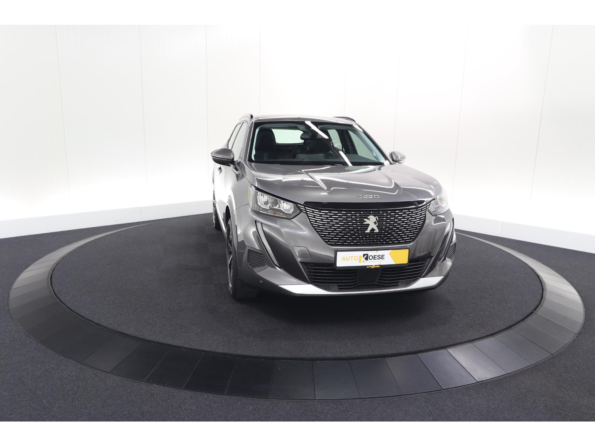 Peugeot 2008 PureTech 130 Allure | Camera | Stoelverwarming | Apple Carplay | Parkeersensoren voor + Achter