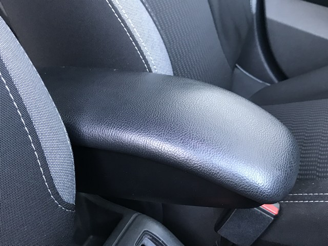 Peugeot 208 1.2 Automaat - V E R K O C H T