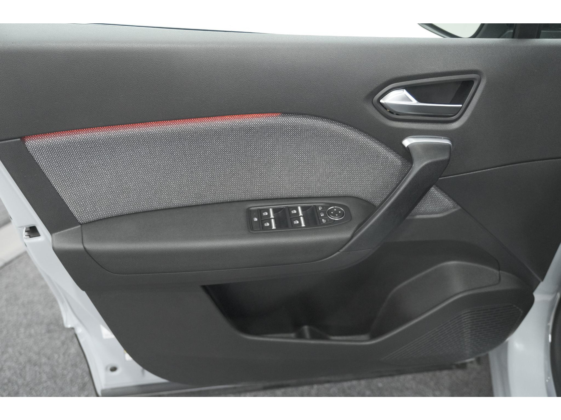 Renault Captur TCe 90 Techno | Nieuw Model | Camera | Navigatie | Apple Carplay | Pack Full Screen | 18 Inch Lichtmetalen Velgen