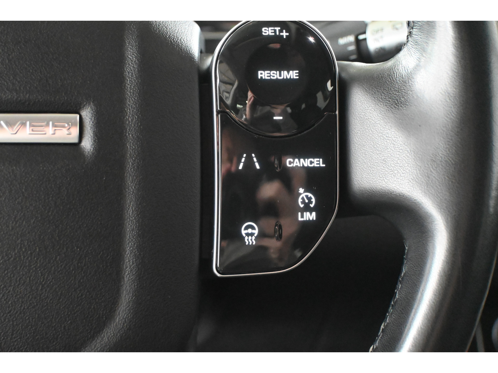 Land Rover Range Rover Evoque 2.0 P200 AWD Automaat Navigatie Leder Stoel/Stuur verwarming Rijklaarprijs Inruil Mogelijk!
