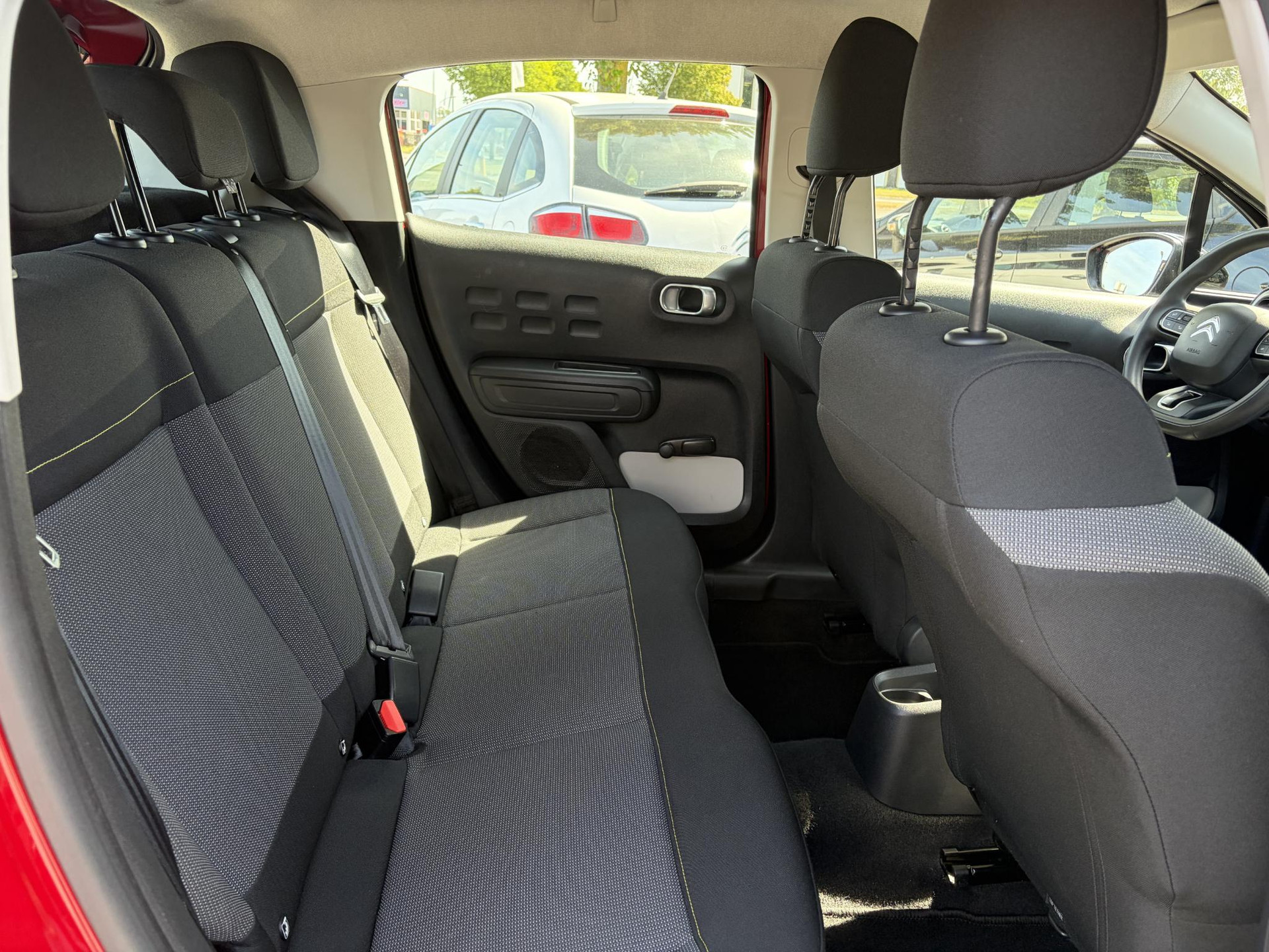 Citroen C3 1.2 PureTech Feel 105g D-riem vv in 09-2023 l 2e Eigenaar l Navi l Carplay l Clima l Cruise l Dealer Onderhouden l Rijstrooksensor l N.A.P l Apk tot 08-2027