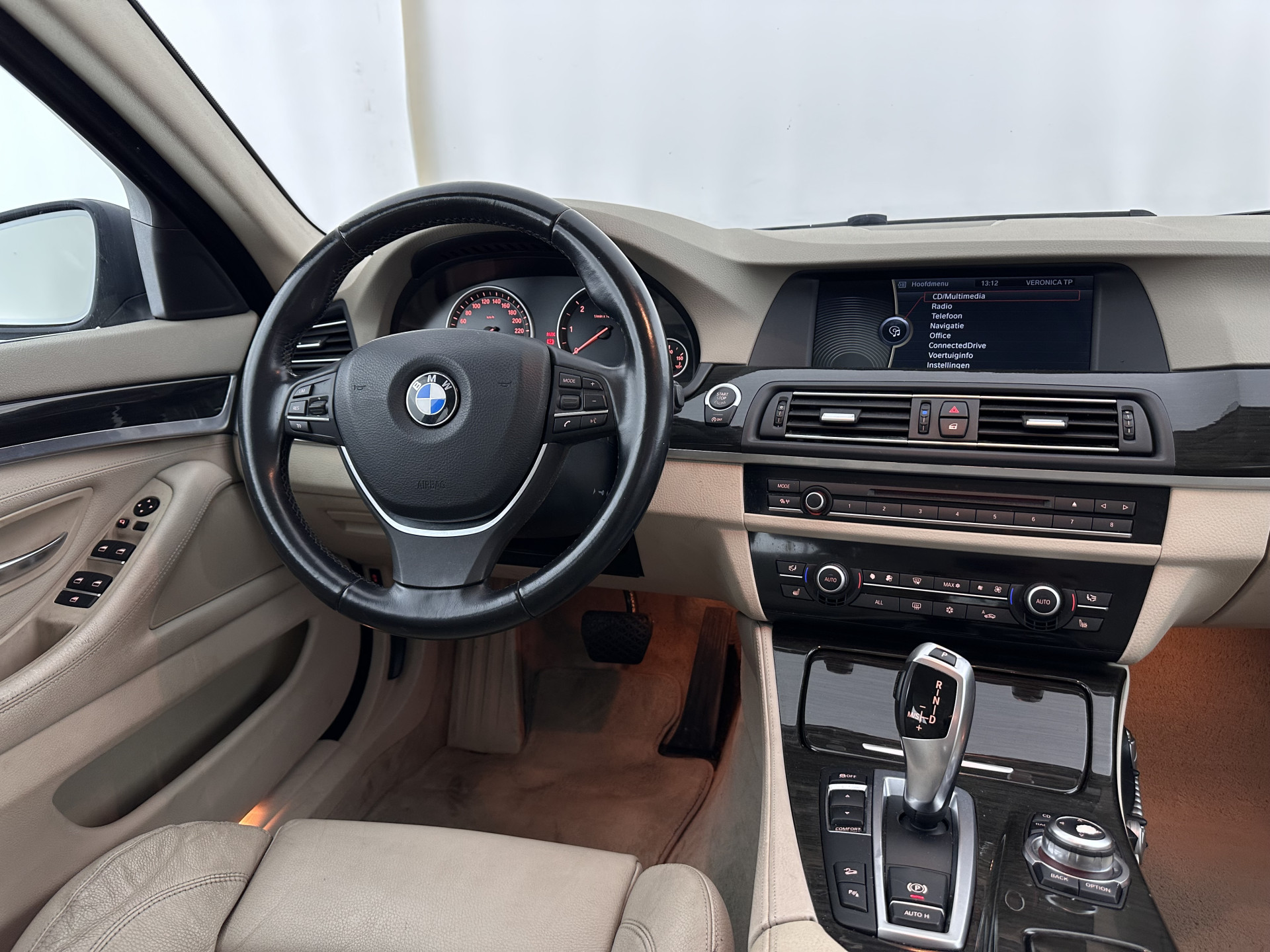 BMW 5-serie Touring 525xd High Executive AWD Aut*  LEATHER | BI-XENON | HEATED-SPORTSEATS | NAVI-FULLMAP | ECC | PDC | 17"ALU*