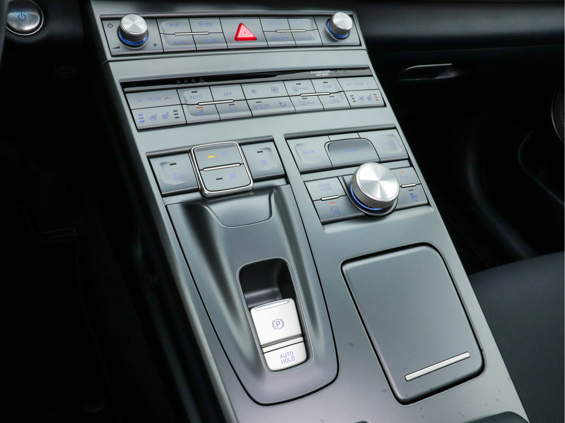 Hyundai NEXO FCEV Plus Pack [ HYDROGENIUM ] (INCL-BTW) *PANO | LEATHER | KRELL-SOUNDSYSTEM | NAVI-FULLMAP | ADAPT.CRUISE |  FULL-LED | KEYLESS | DAB | DIGI-COCKPIT | TOP-VIEW | SHIFT-PADDLES | COMFORTSEATS | 19"ALU*