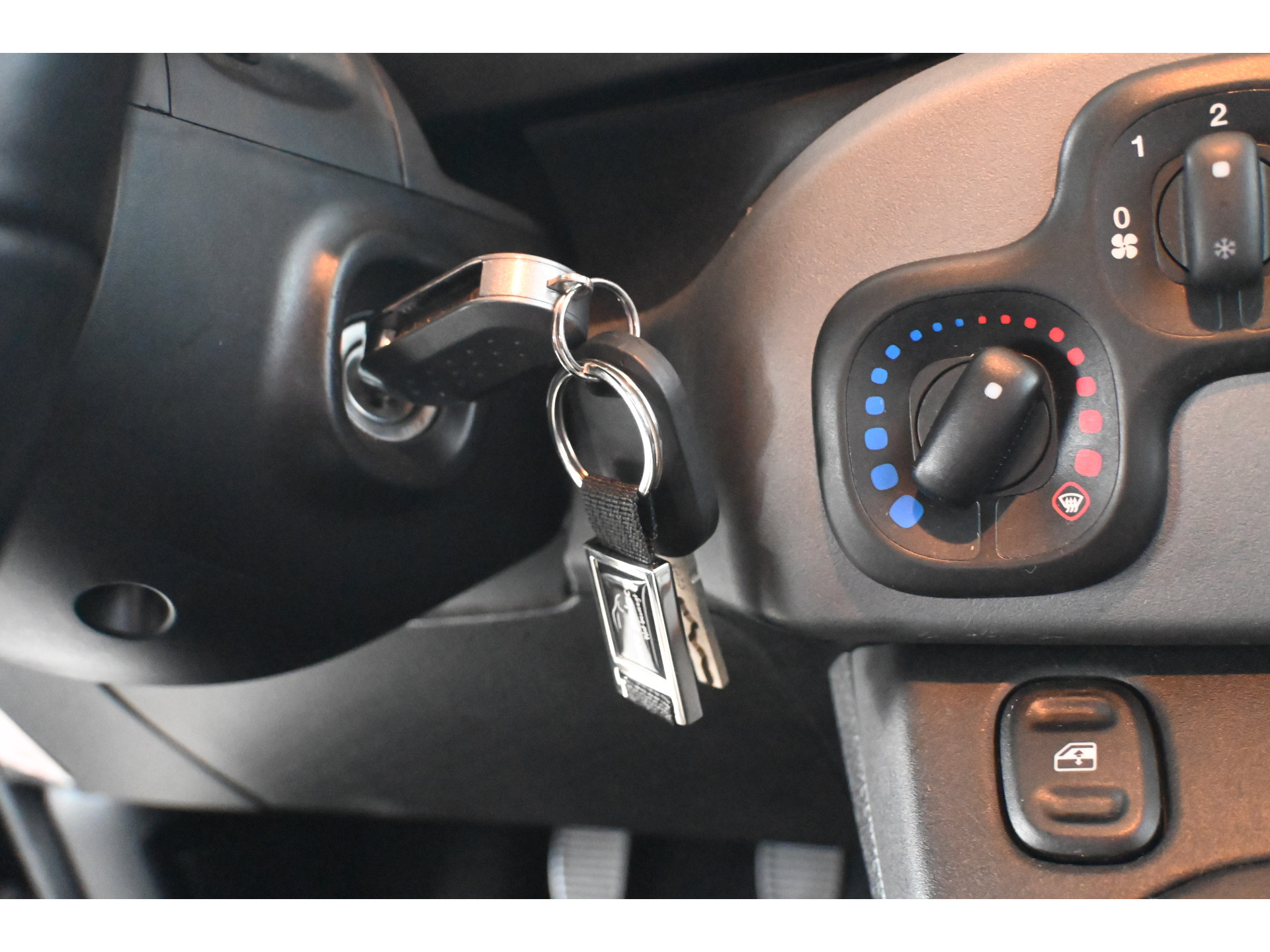Fiat Panda 0.9 TwinAir Lounge NAP Airco Elektrisch pakket Goed Onderhouden! Inruil Mogelijk!