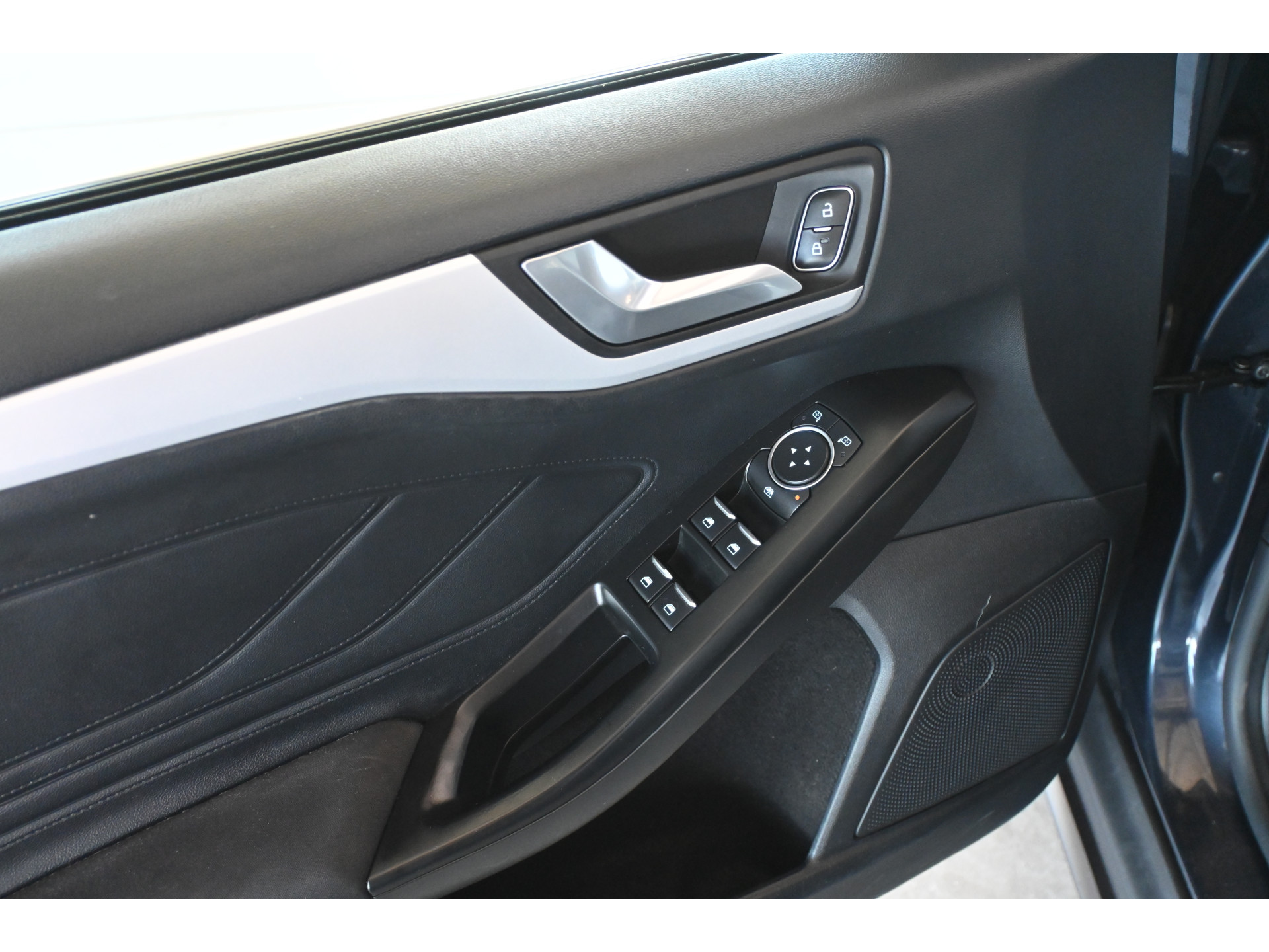 Ford Focus Wagon 1.0 EcoBoost Edition Business Navigatie Camera Cruise Control Dealer Onderhouden! Inruil Mogelijk!