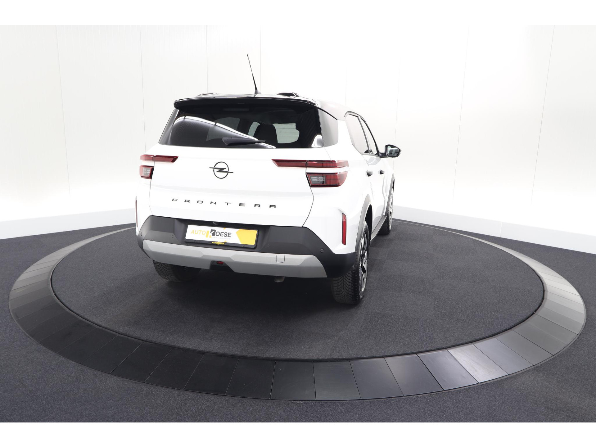 Opel Frontera 1.2 Turbo Hybrid 145 GS | 7 Zitplaatsen | Camera | Dodehoekdetectie | Navigatie