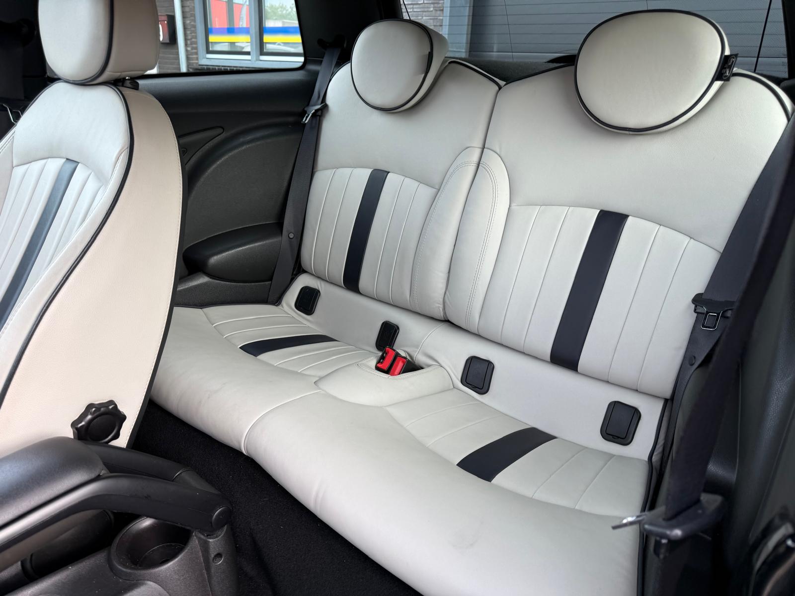 MINI 3-Deurs 2.0 Cooper SD Monte Carlo | 3/6/12 MND GARANTIE | AUTOMAAT | CRUISE | XENON | GOED ONDERHOUDEN | BLUETOOTH | CLIMA |