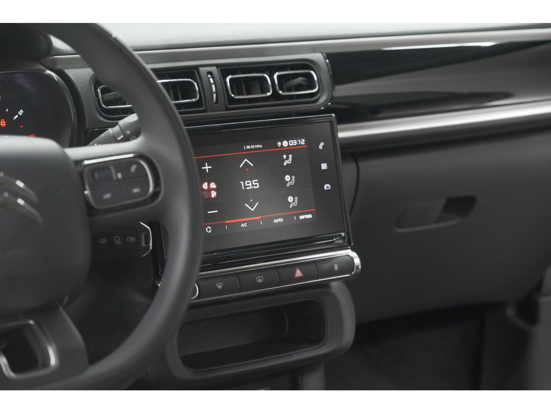 Citroen C3 PureTech 110 EAT6 Max | Apple Carplay | Parkeersensoren | Climate Control | 16 Inch Lichtmetalen Velgen