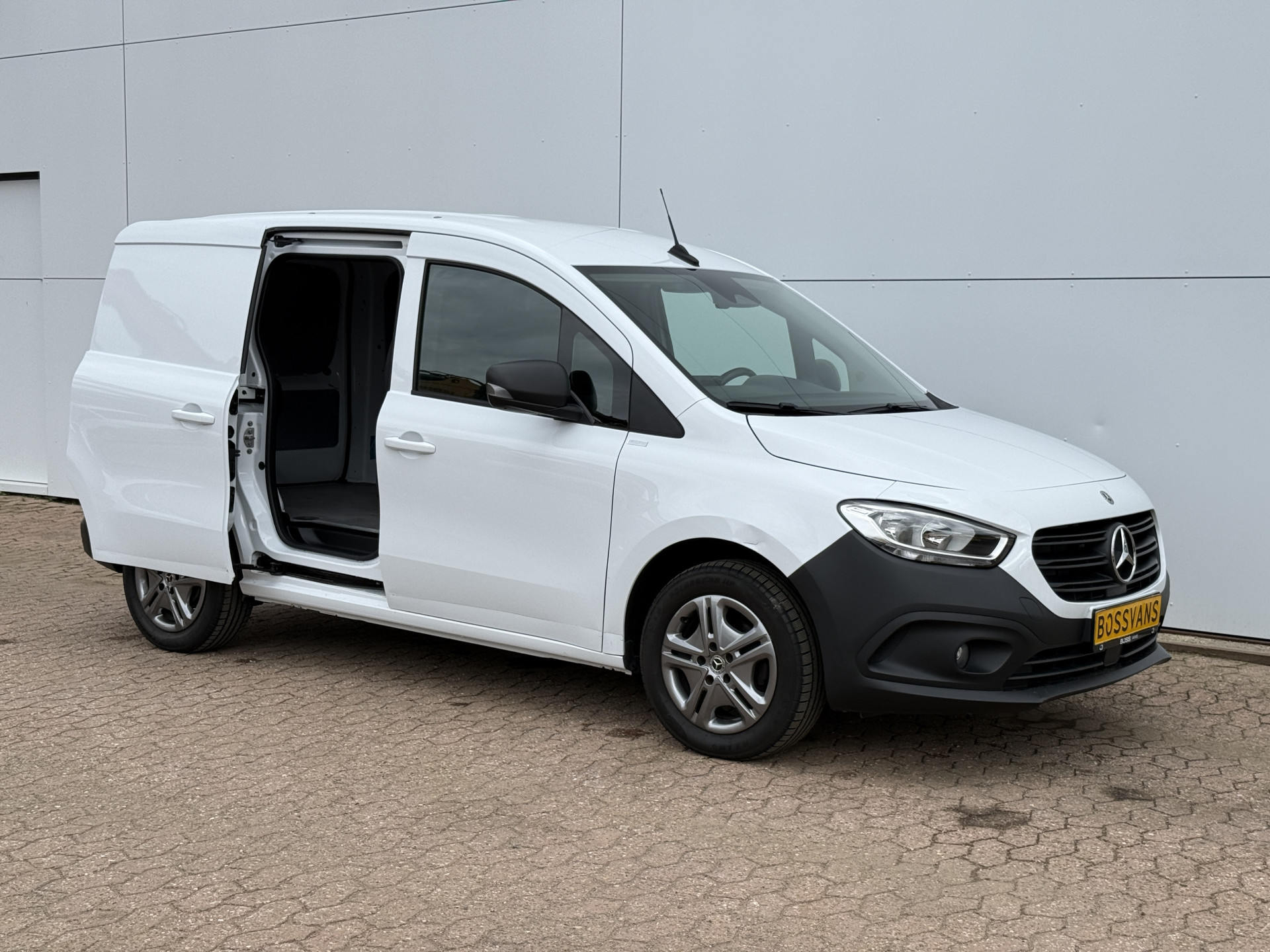 Mercedes-Benz Citan Pro 1.3 102PK **Benzine** L1 LED Airco Cruise control 1500kg Trekhaak Camera Carplay
