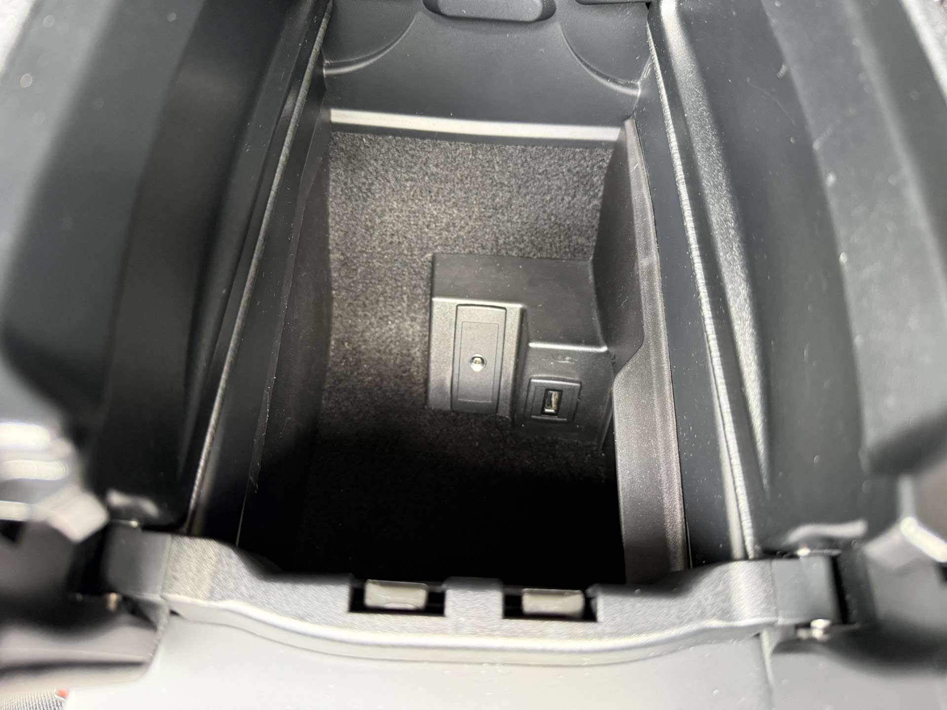 Mercedes-Benz C-klasse 200 Business Class 125! Elegance | Origineel NL | PDC V+A | Navi | BT
