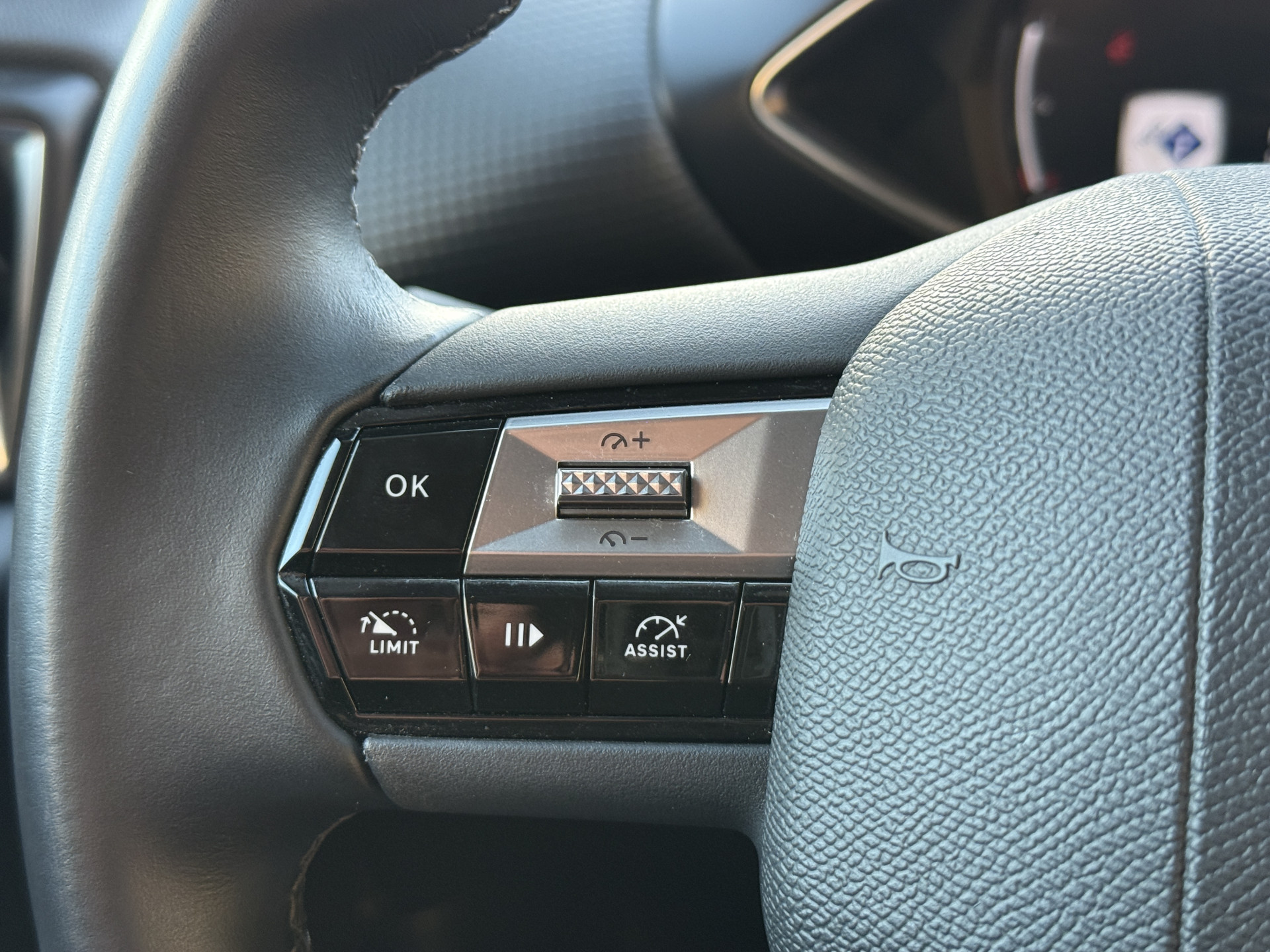 DS 3 1.2 100PK  Bastille | DAB+ | Apple Carplay | Head UP Display