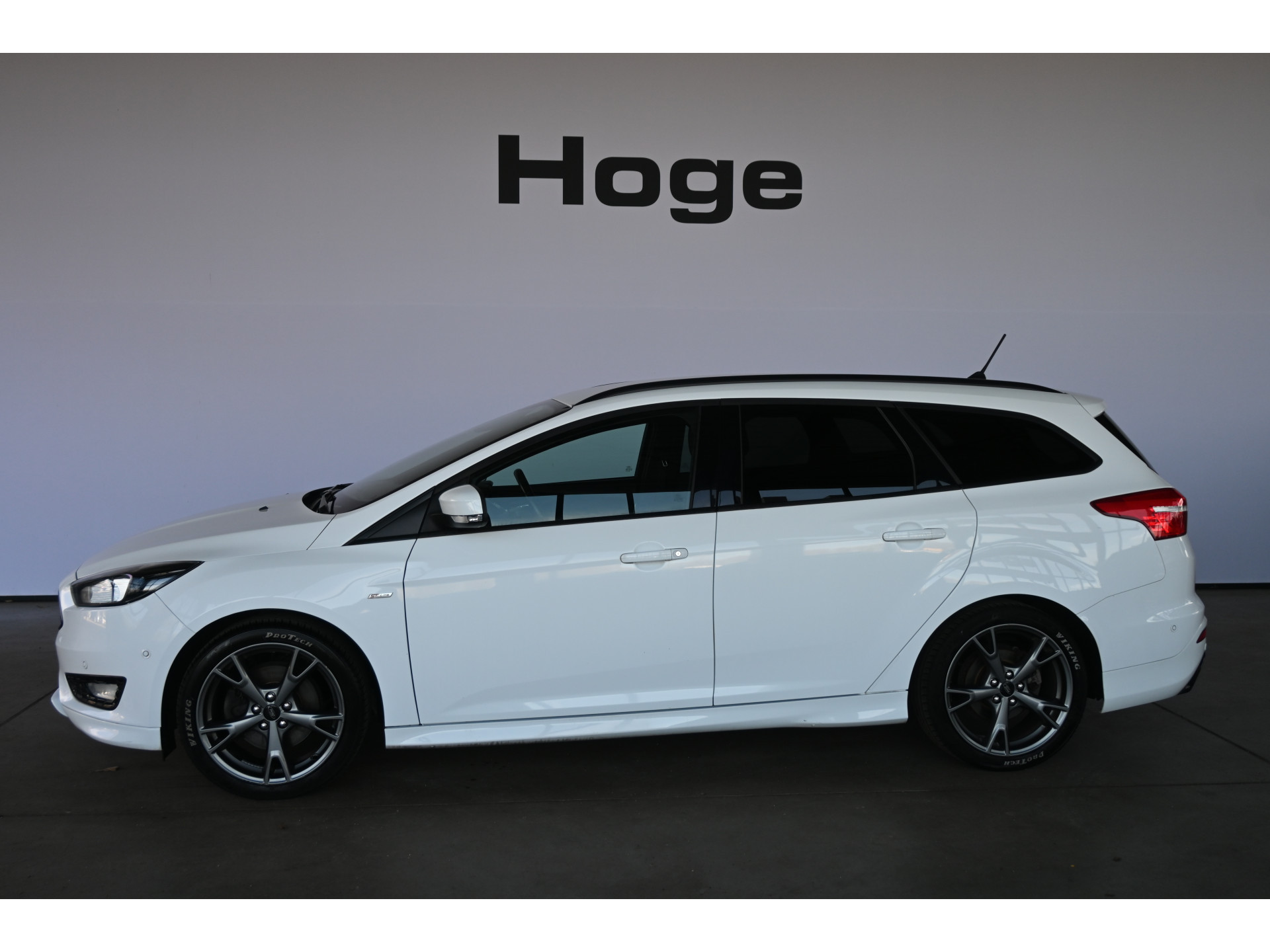 Ford Focus Wagon 1.5 ST-Line Clima Navigatie Cruise Control Trekhaak Rijklaarprijs Inruil Mogelijk!