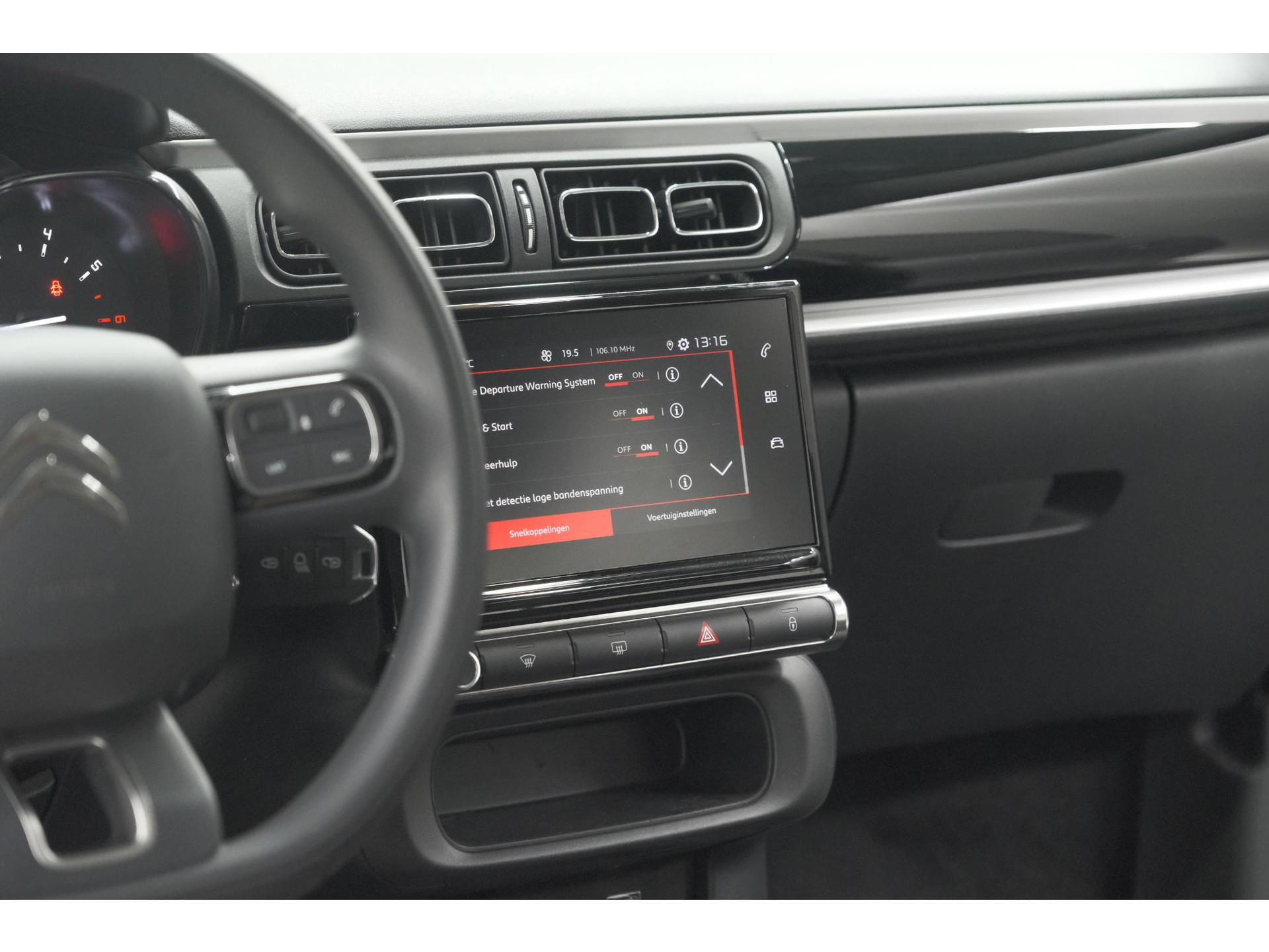 Citroen C3 PureTech 110 EAT6 Max | Apple Carplay | Parkeersensoren | Climate Control | 16 Inch Lichtmetalen Velgen