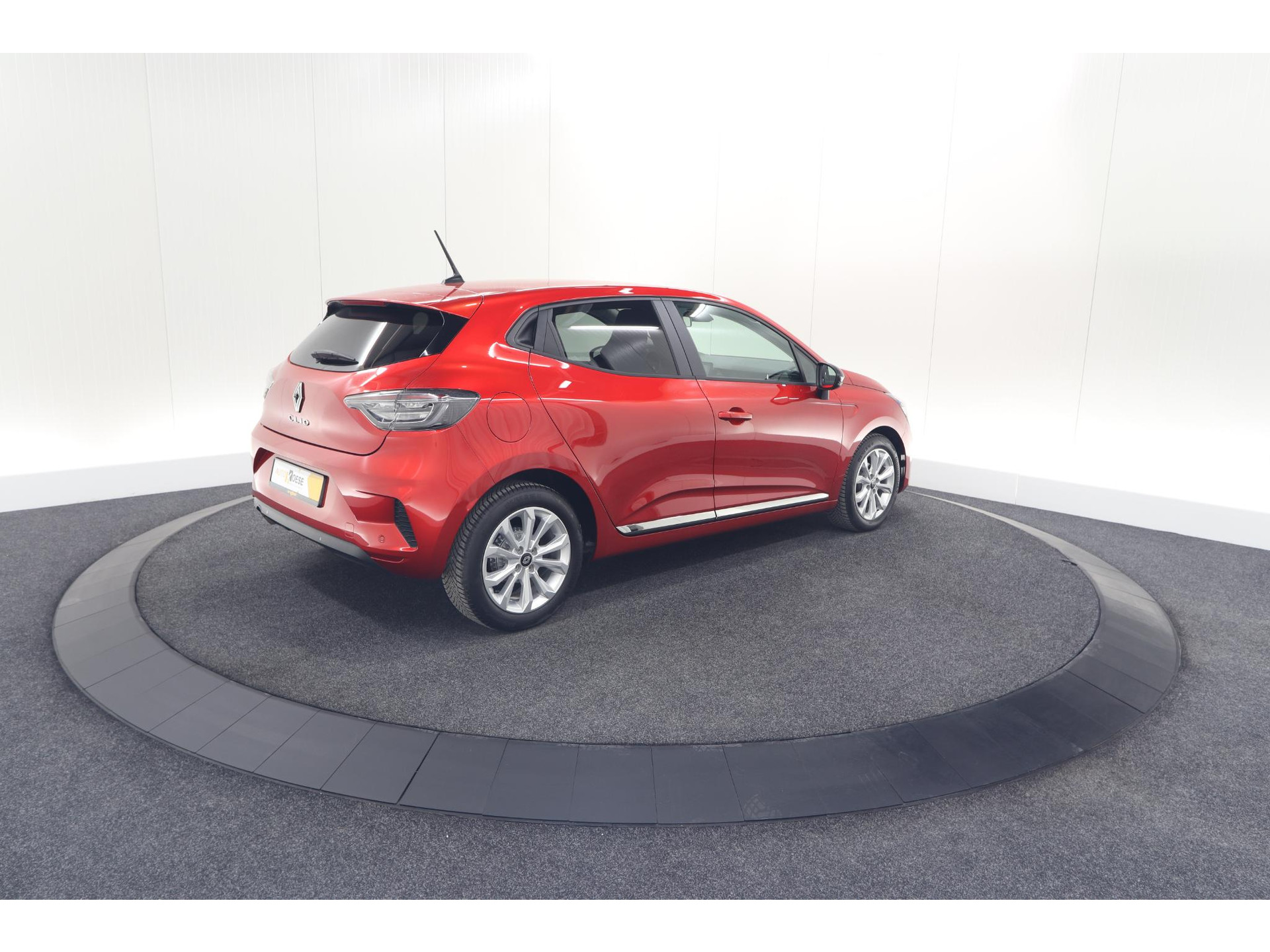 Renault Clio TCe 90 GPF Evolution | Camera | Navigatie | Apple Carplay | Parkeersensoren | Stoelverwarming