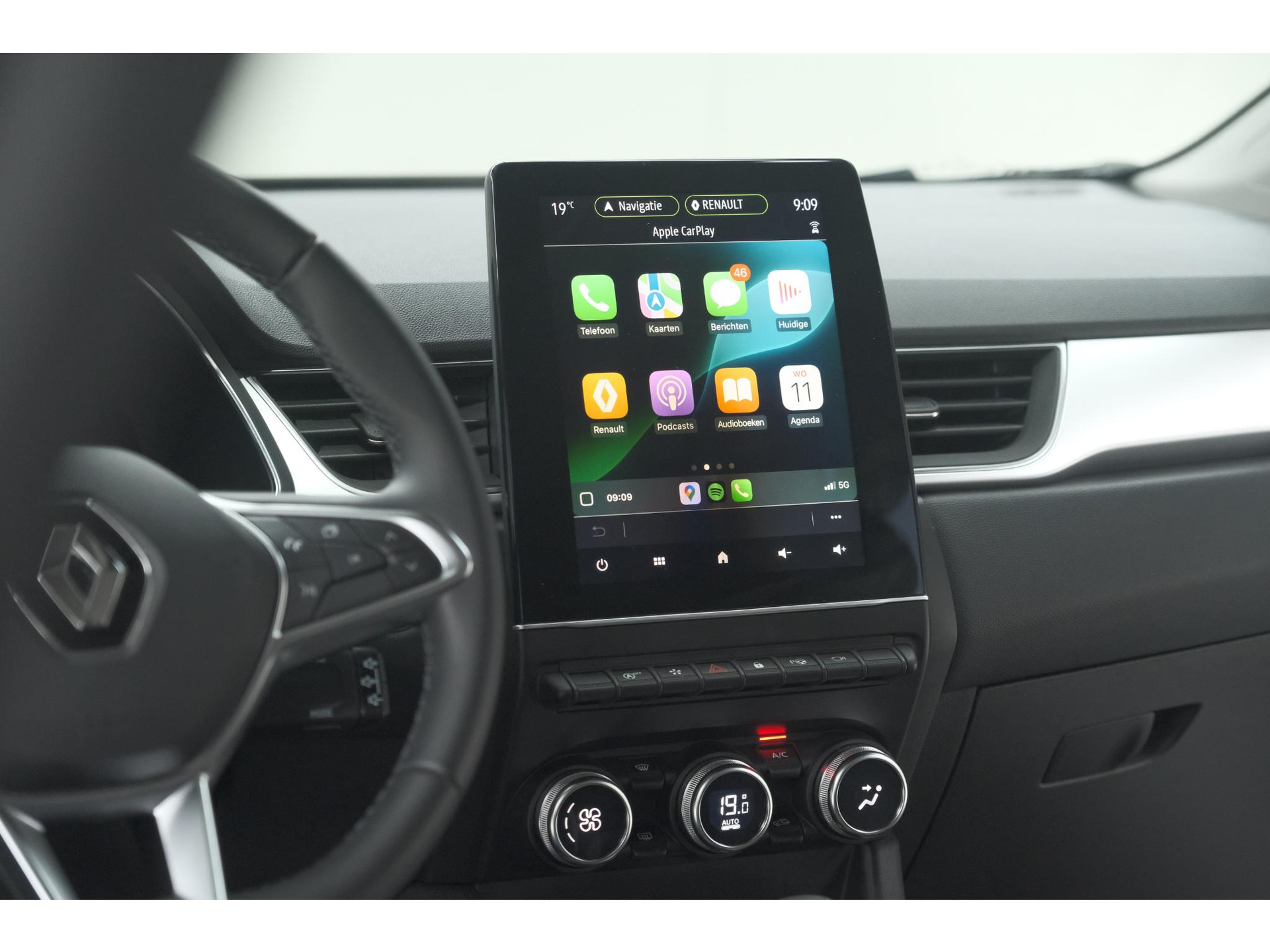 Renault Captur Mild Hybrid 140 EDC Techno | Trekhaak | 360 Camera | 9.3 Inch Grootscherm | Apple Carplay | Parkeersensoren