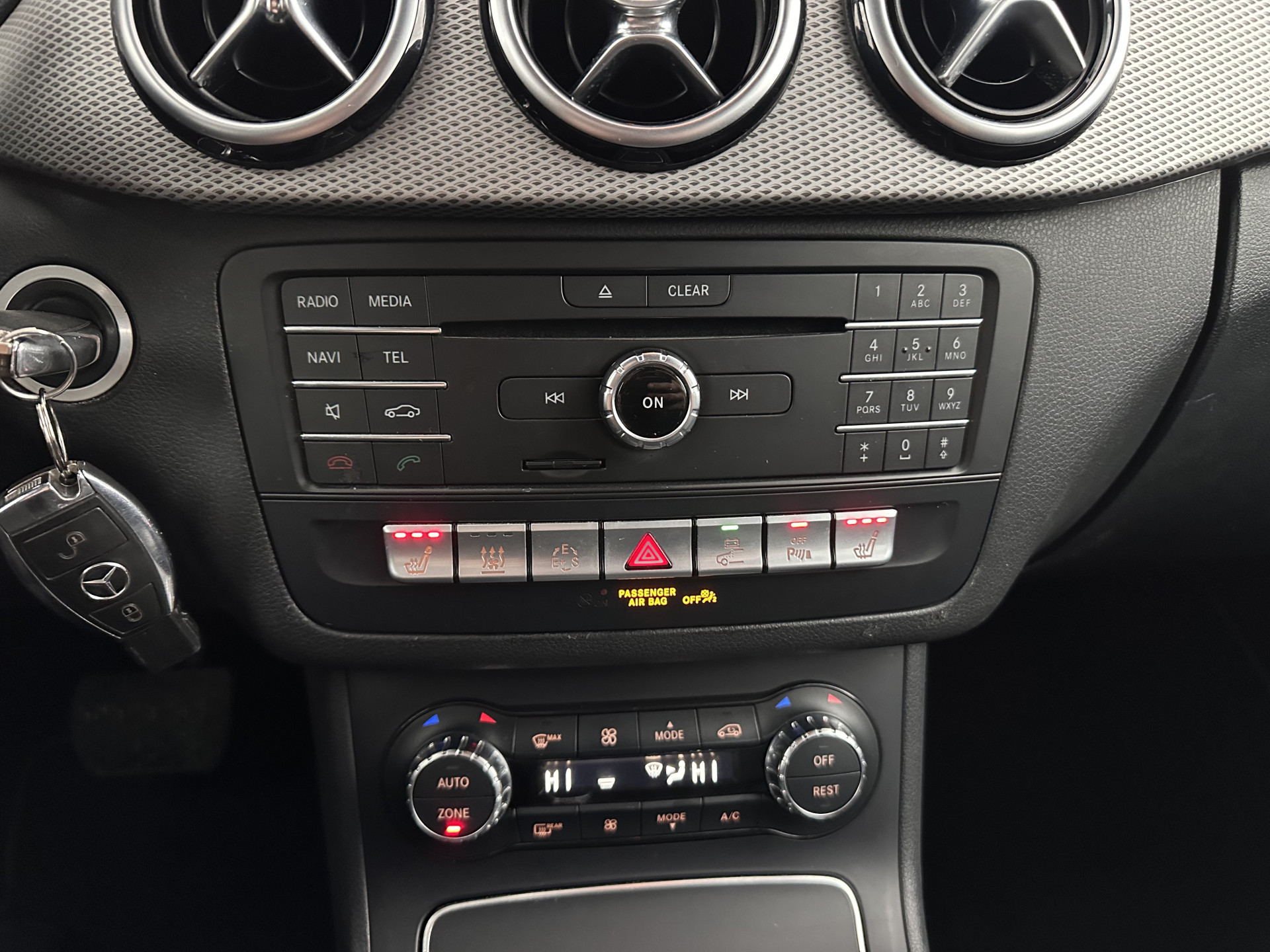 Mercedes-Benz B-klasse Electric Drive 28 kWh [ 3-Fase ] Aut.*LEATHER | XENON | NAVI-FULLMAP | HEATED-COMFORTSEATS | ECC | PDC | CRUISE | PRIVACY-GLASS | CARBON-INLAY | 18''ALU*