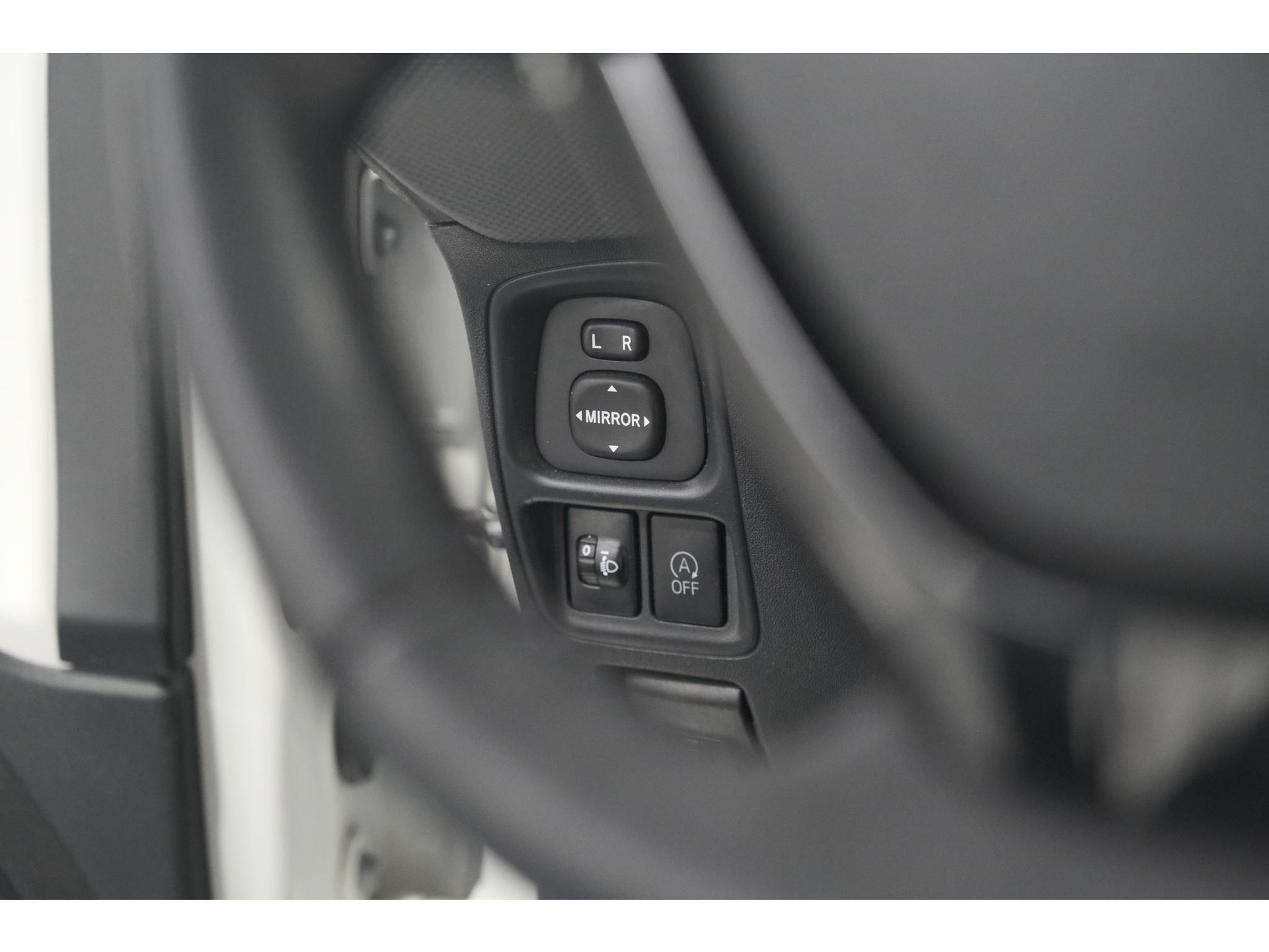 Peugeot 108 1.0 e-VTi Allure TOP! | Elektrisch Vouwdak | Camera | Navigatie | Climate Control